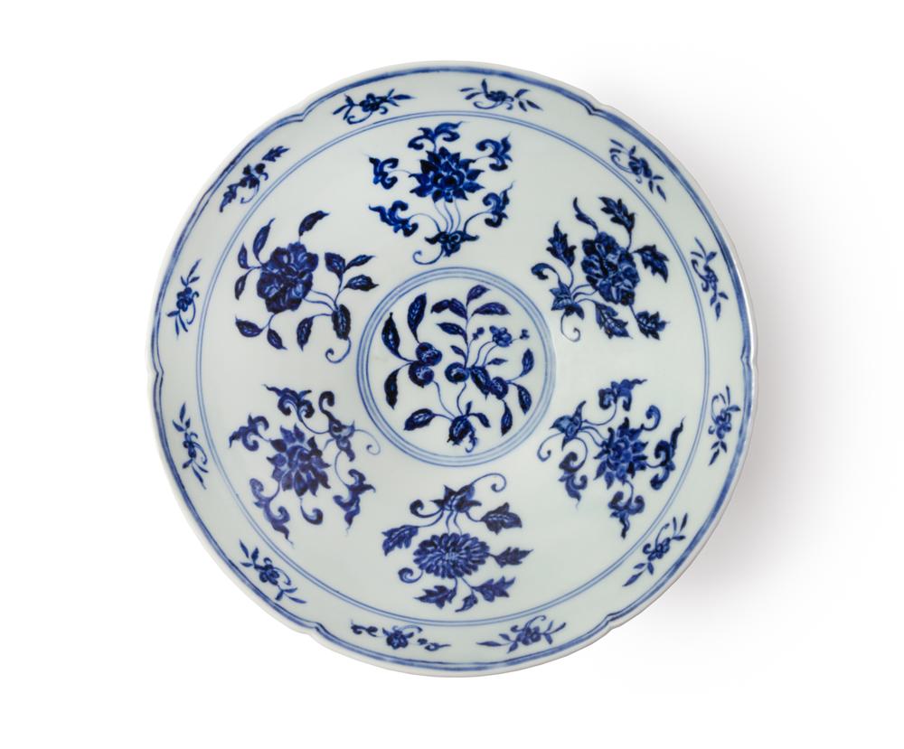 A Rare Blue and White Porcelain Hexafoil Bowl