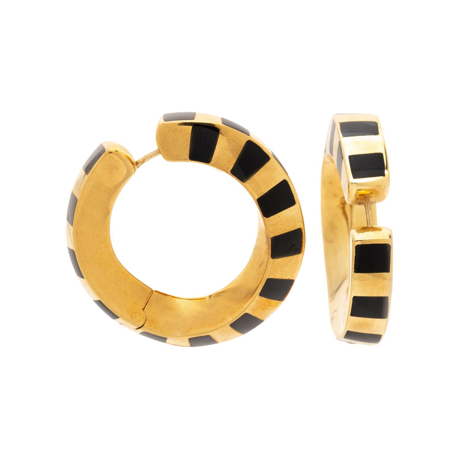TIFFANY & CO., YELLOW GOLD AND ONYX HOOP EARRINGS