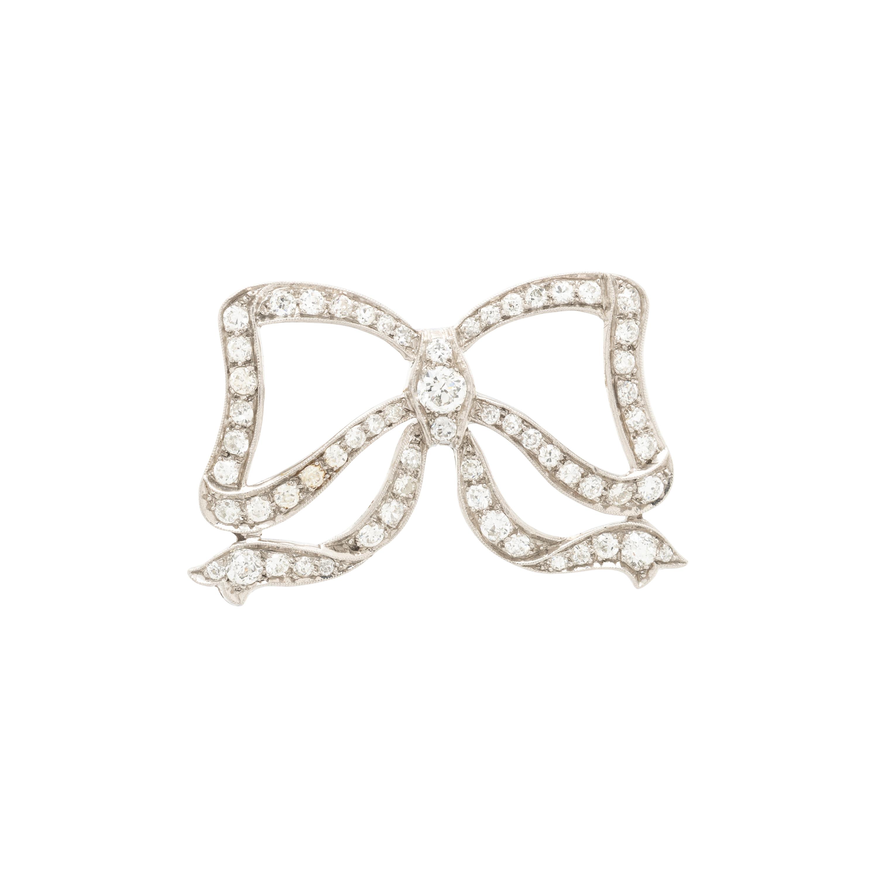 ANTIQUE, DIAMOND BOW BROOCH