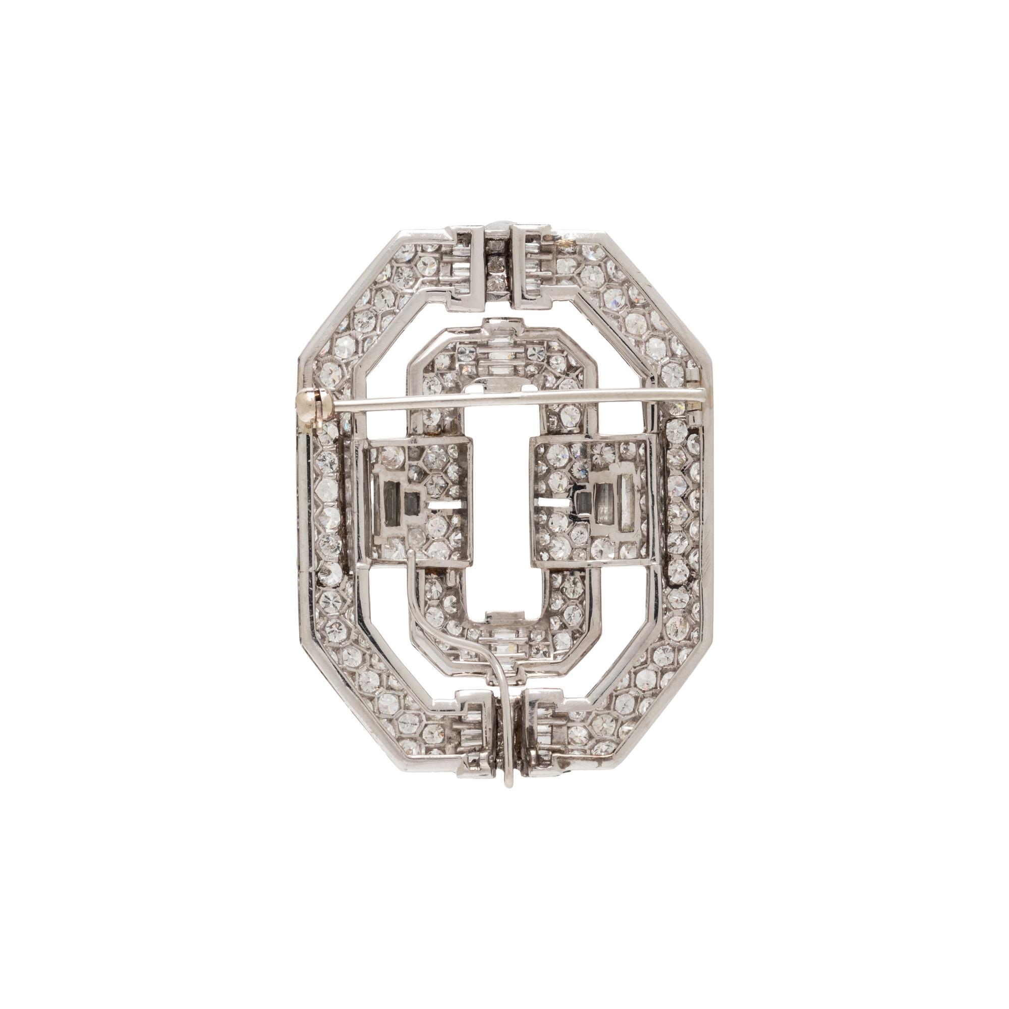 DIAMOND AND PLATINUM BROOCH