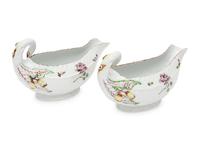 A Pair of Worcester Porcelain Sauce Boats