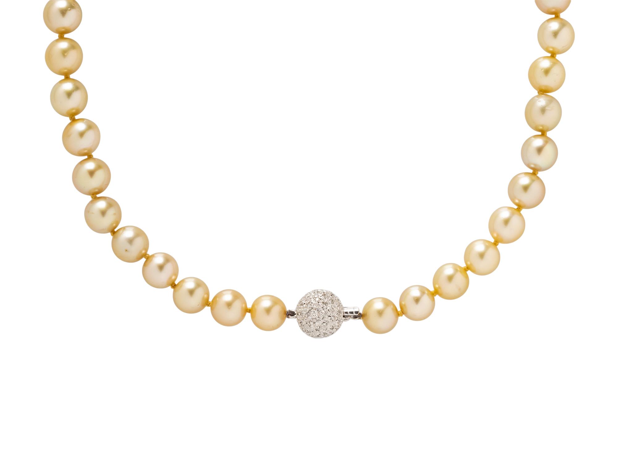 GOLDEN CULTURED PEARL NECKLACE