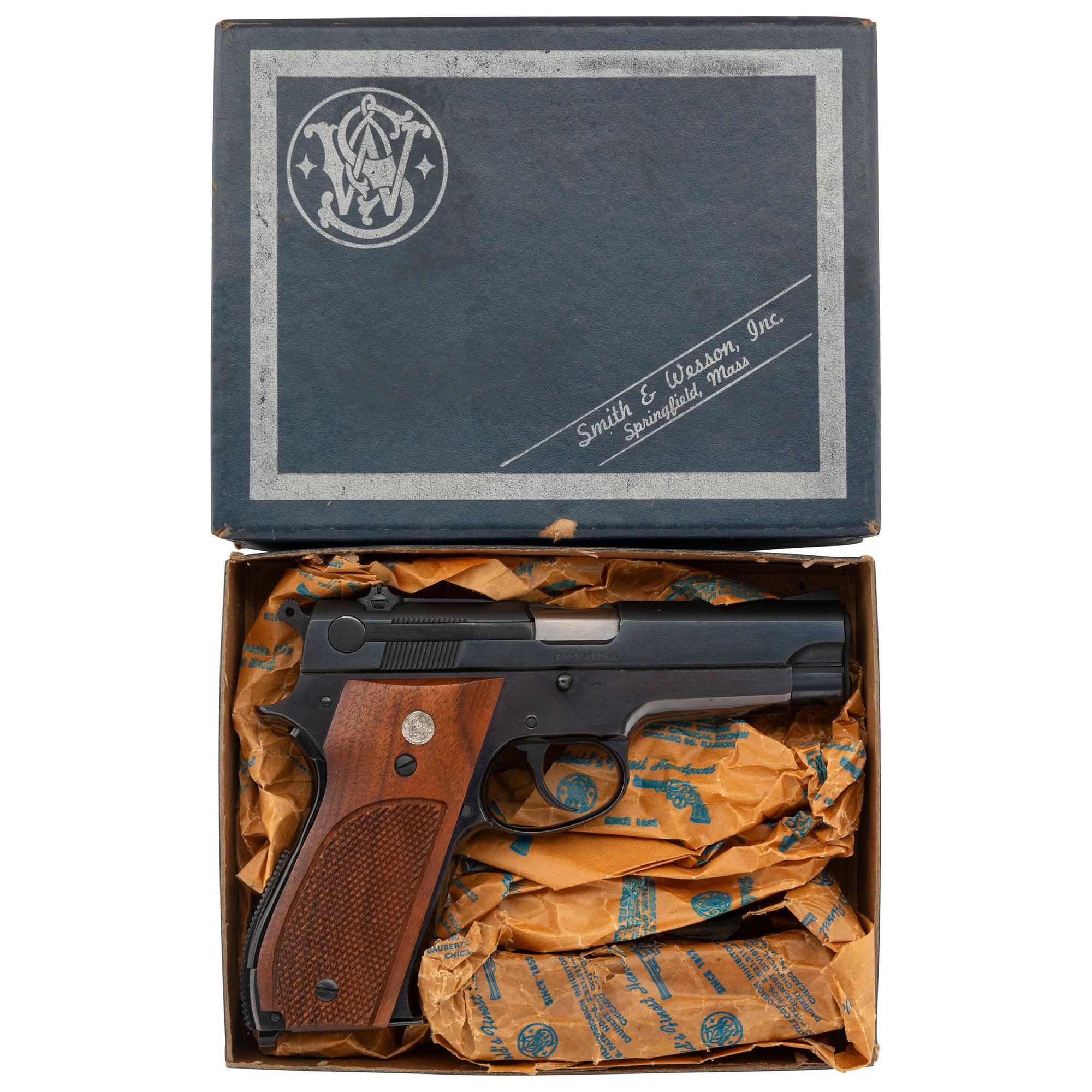 **Smith & Wesson Steel Frame Model 39 in Box