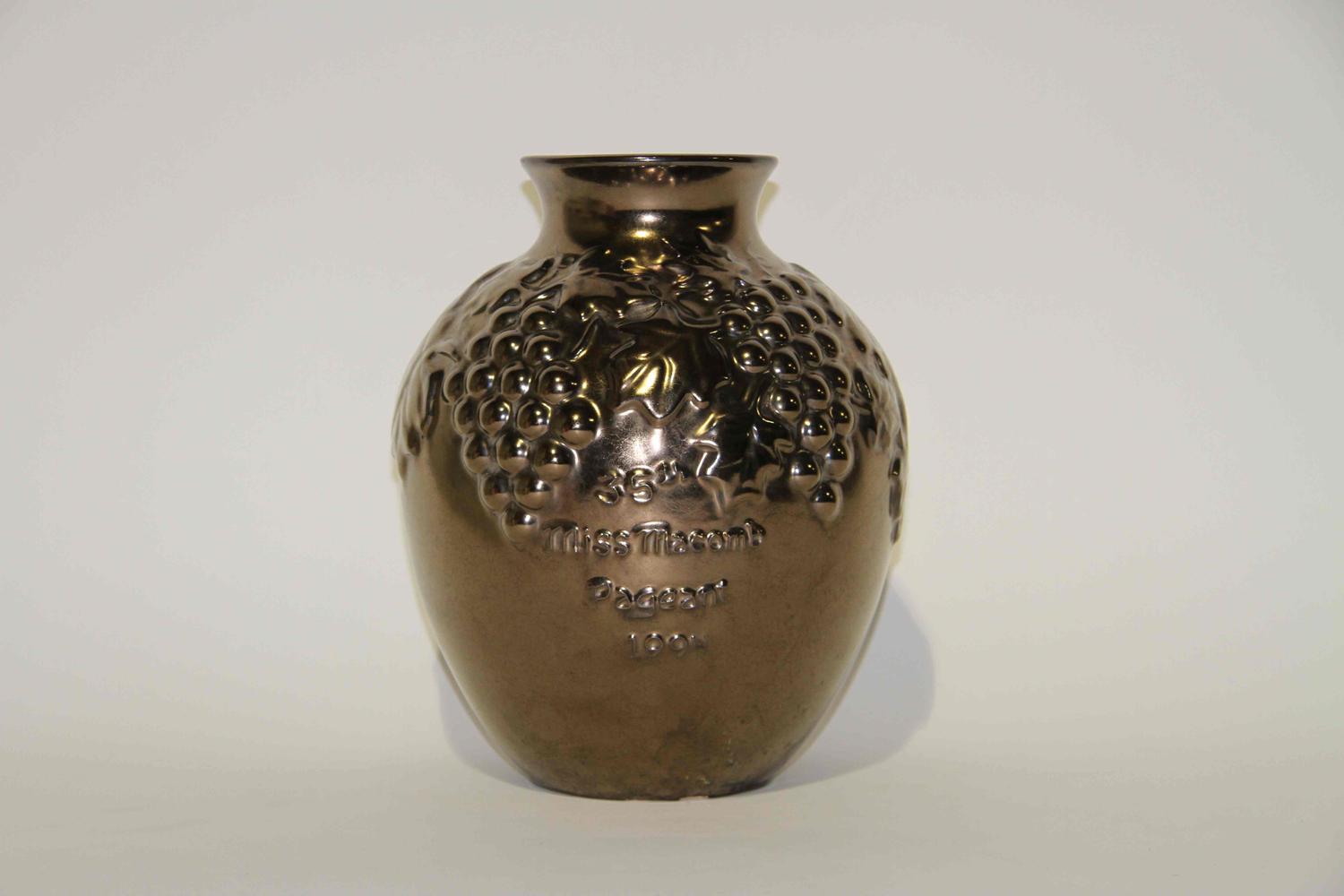 A Haeger Pottery Presentation Vase Height 11 1/2 inches.