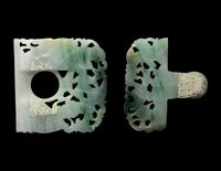 Three Chinese Apple Green and White Jadeite Buckles, 19th-20th Century 清晚期 翡翠帶扣三件