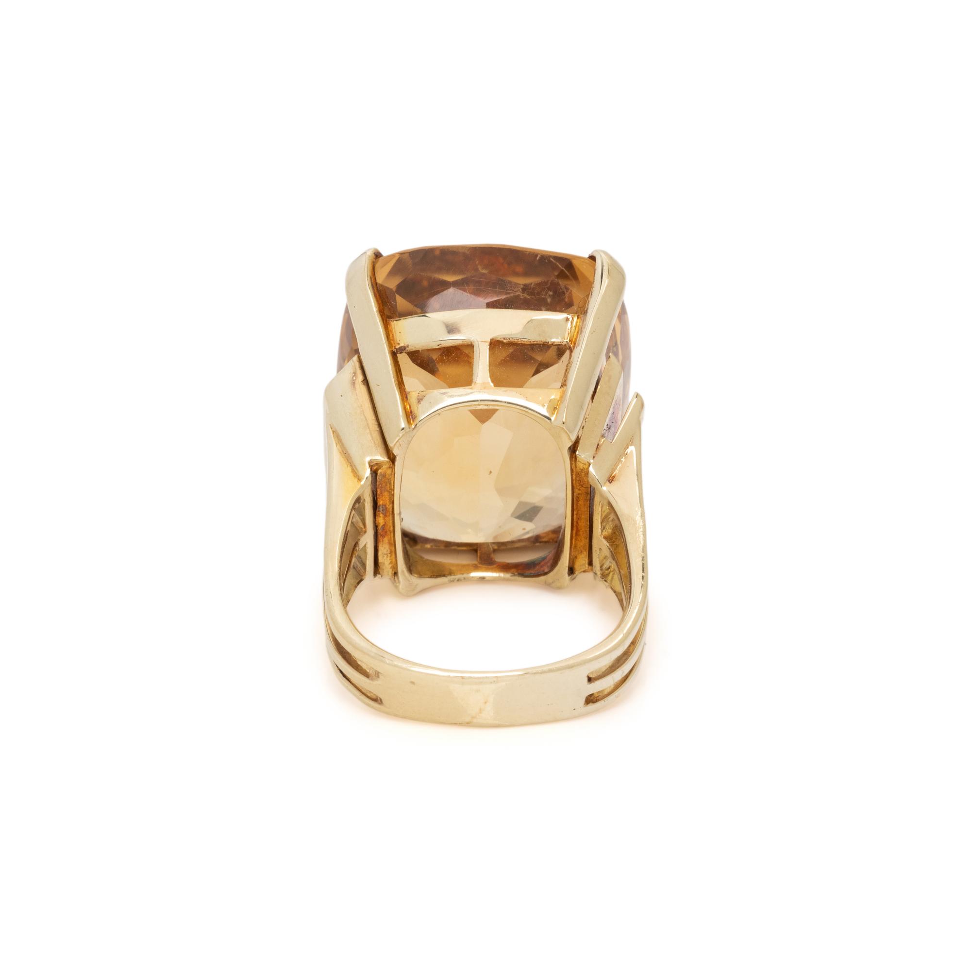 CITRINE AND YELLOW GOLD RING