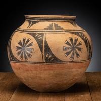 Kiua Storage Pottery Jar