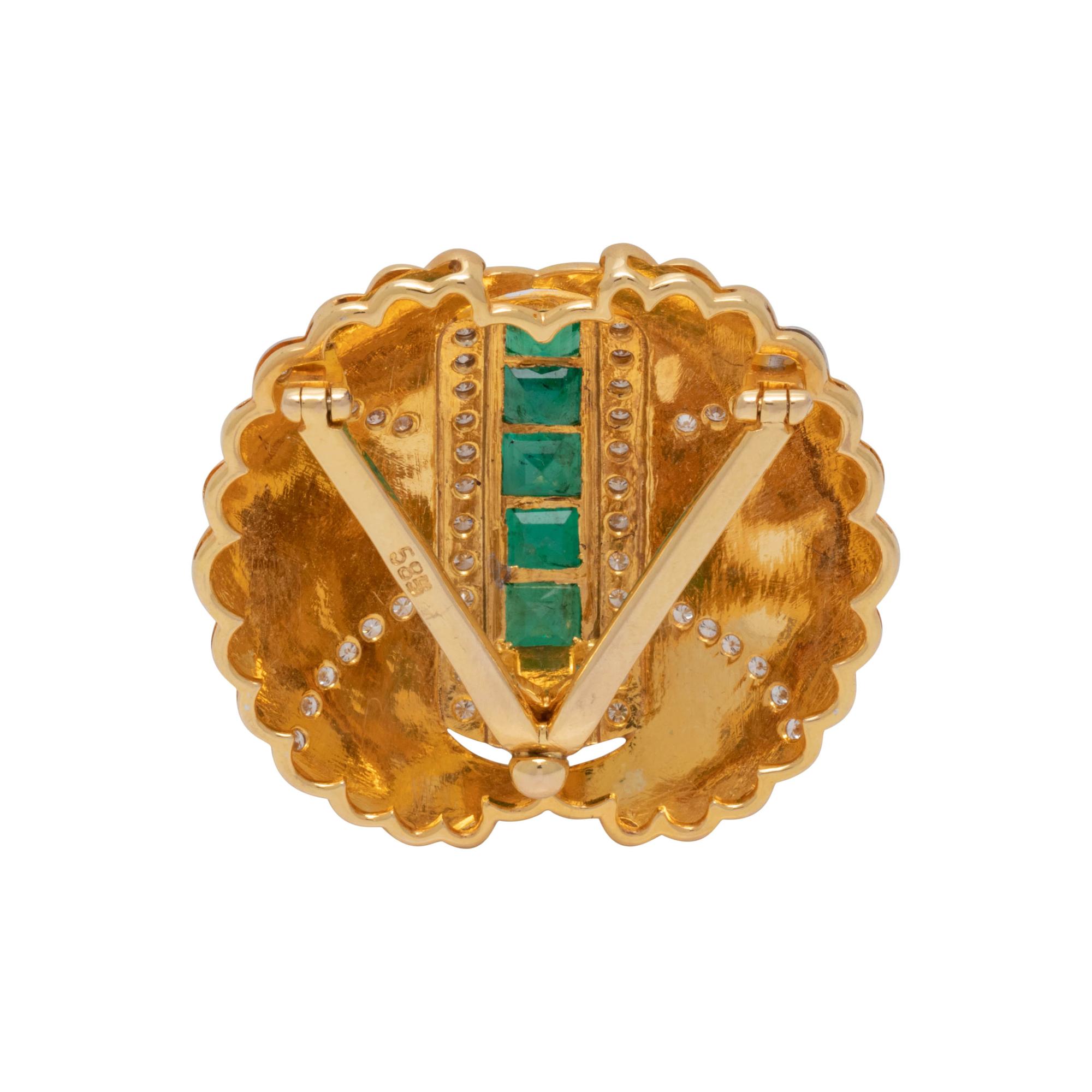 YELLOW GOLD, EMERALD AND DIAMOND PENDANT