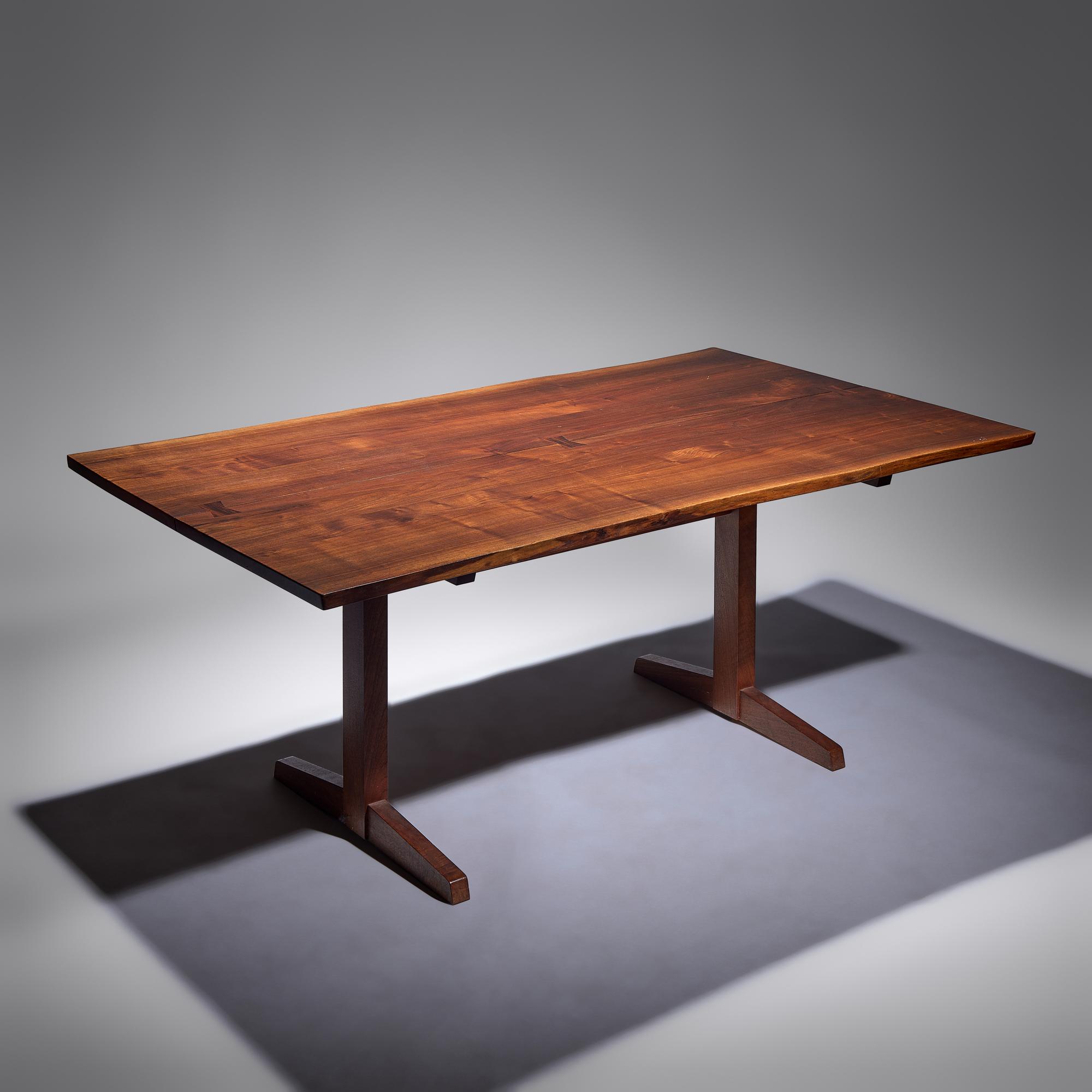 Trestle dining table with 3 butterfly joints, 1977