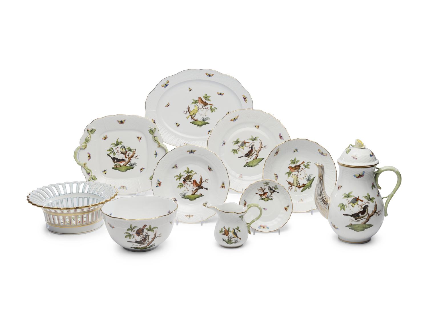 A Herend Rothschild Bird Porcelain Dinner Service