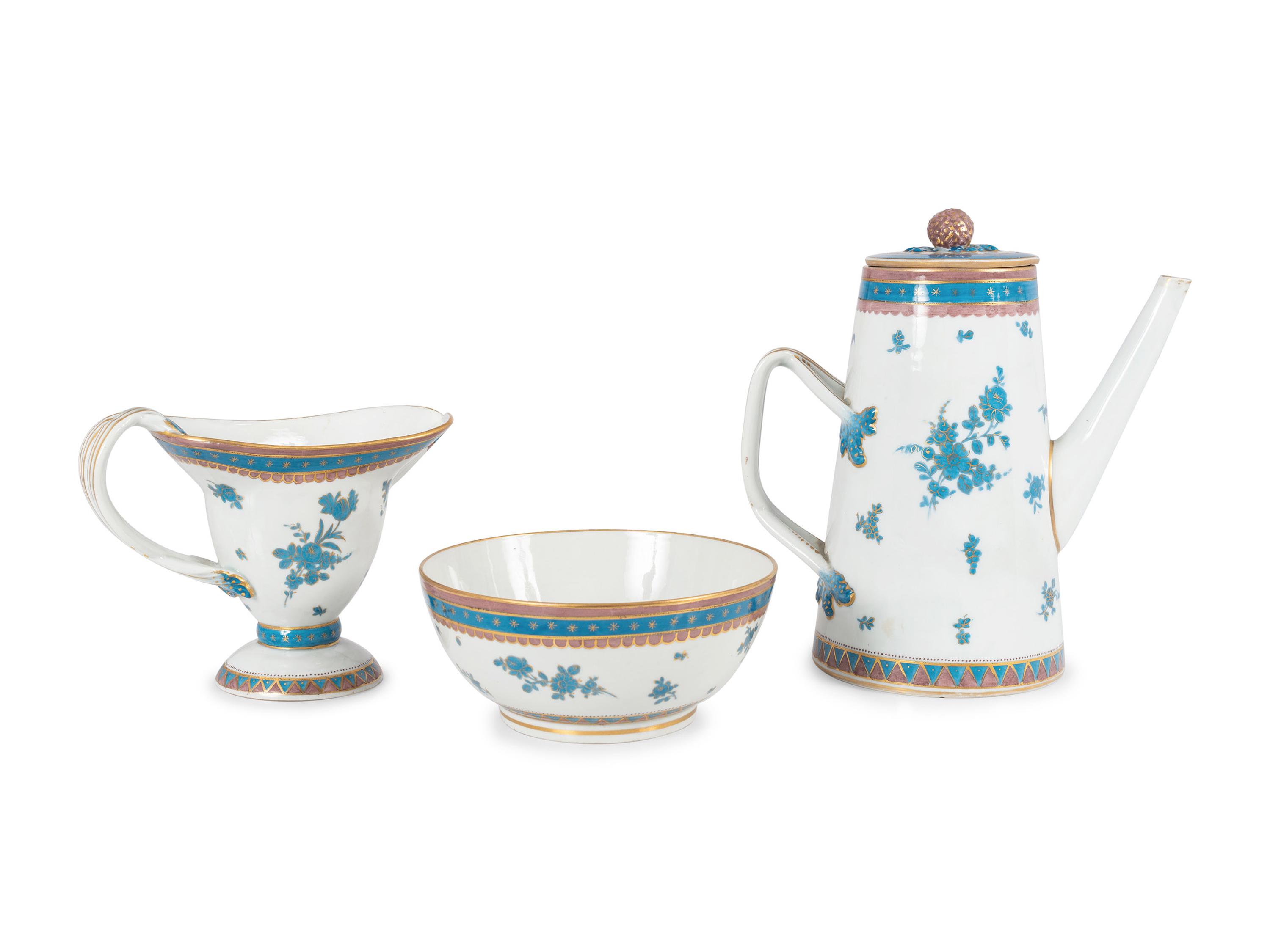 A Samson et Cie Parcel Gilt and Armorial Decorated Part Dinner Service