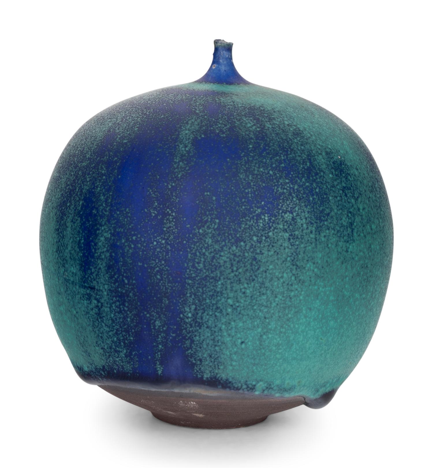 Feelie Vase