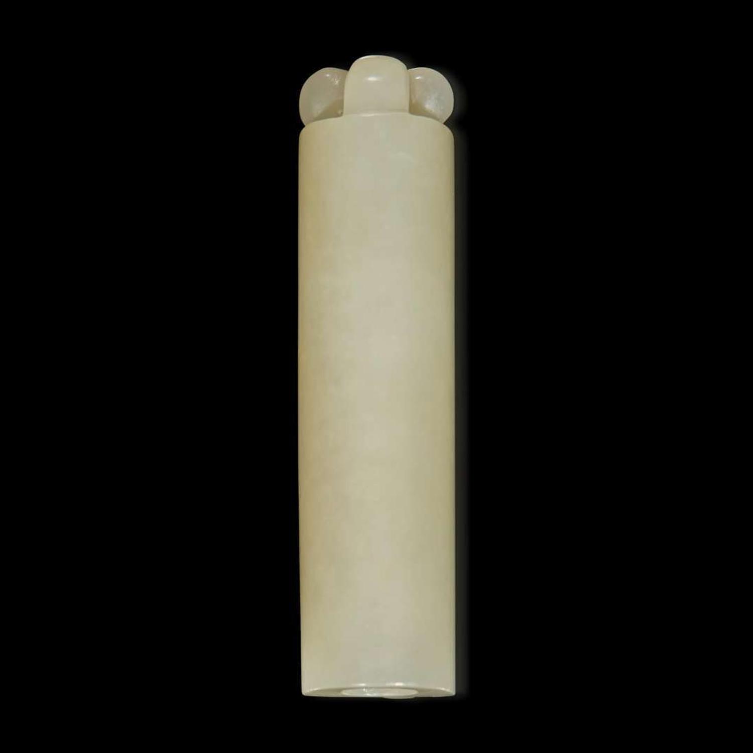 A Chinese grey-white jade plume-holder 高浮雕螭龍玉翎管