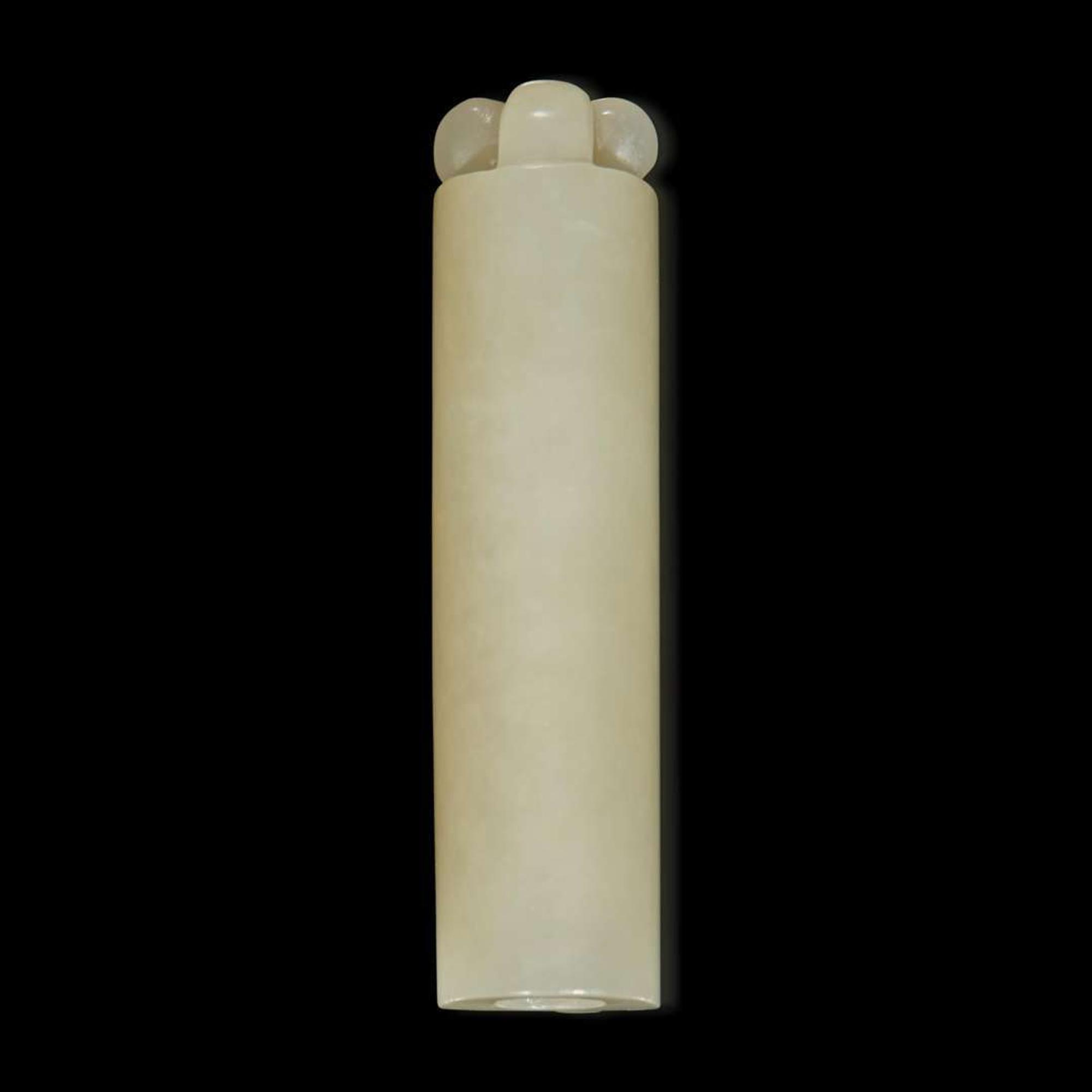 A Chinese grey-white jade plume-holder 高浮雕螭龍玉翎管