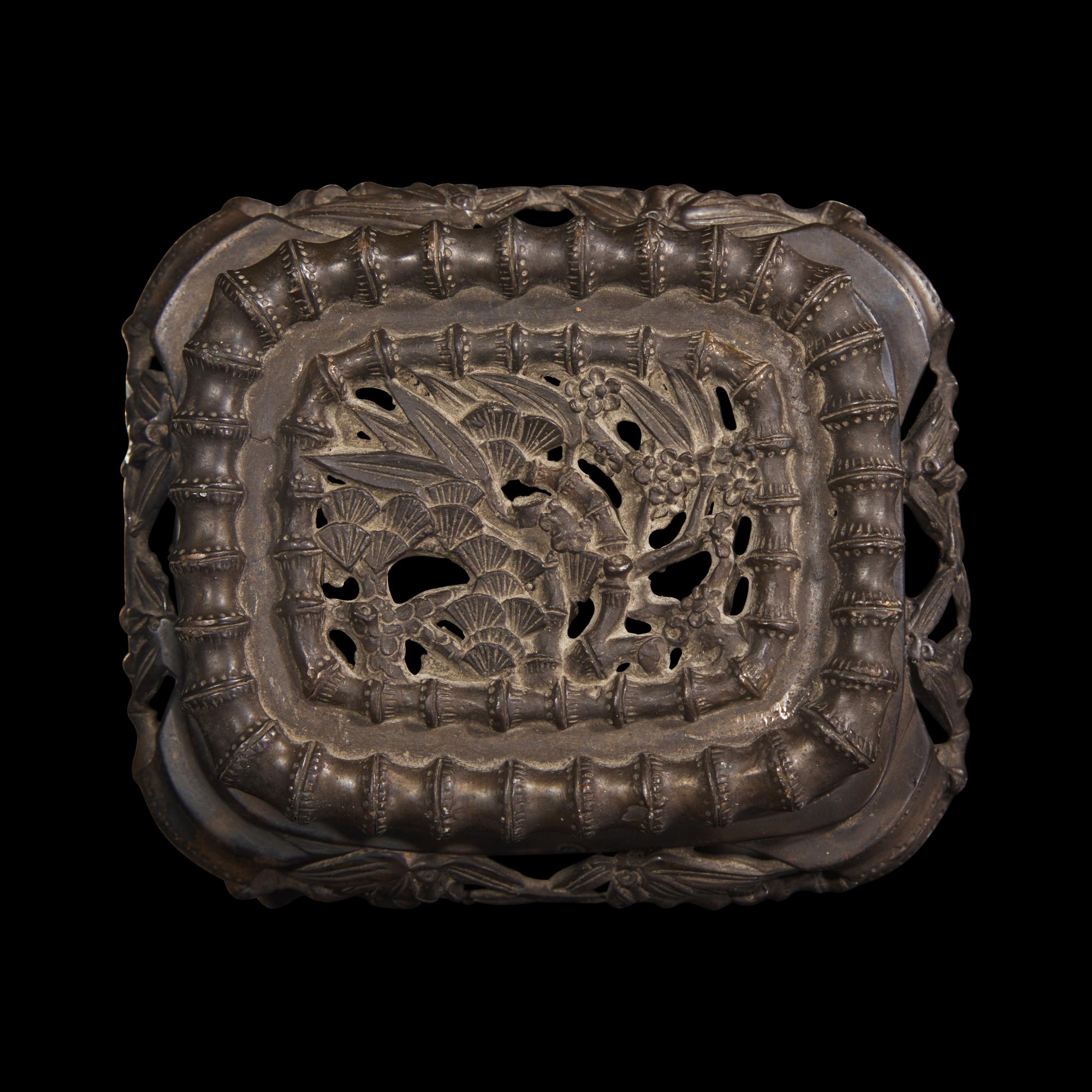 A Small Chinese Bronze 'Bamboo and Birds' Covered Censer, 19th-Early 20th Century 晚清民國 歲寒三友紋銅爐
