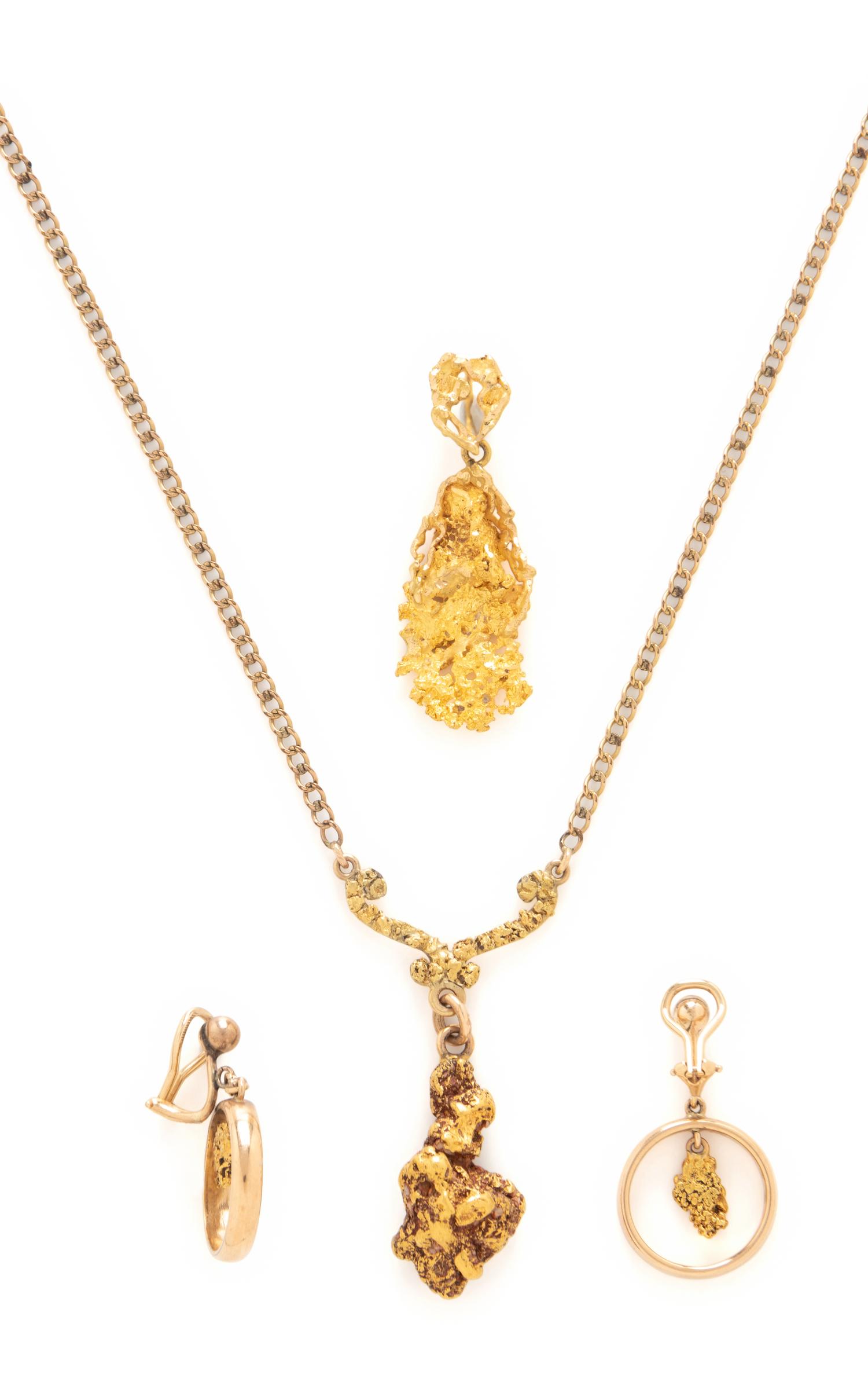 COLLECTION OF GOLD NUGGET JEWELRY