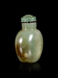 A Chinese Greyish Green Jade Snuff Bottle