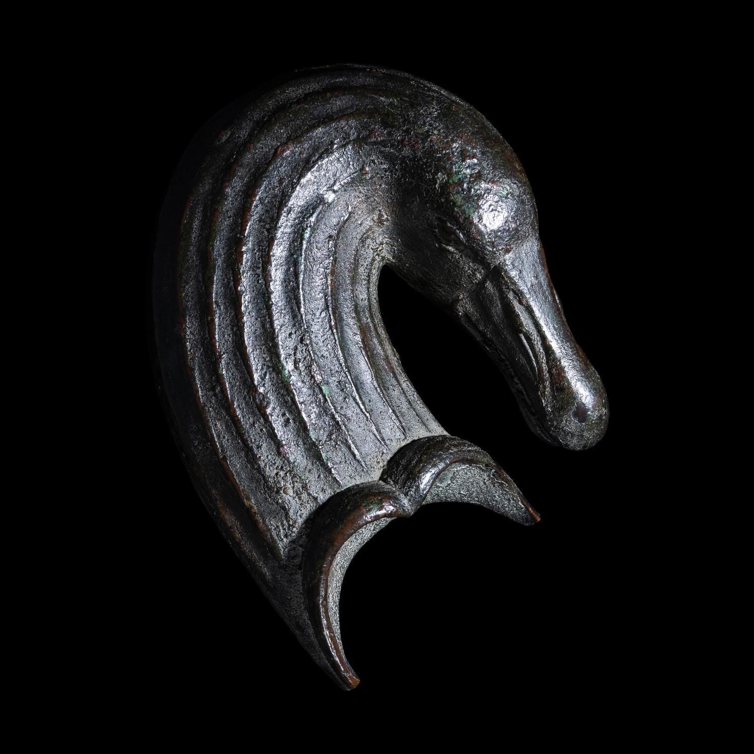 A Roman Bronze Fulcrum in the Form of a Goose