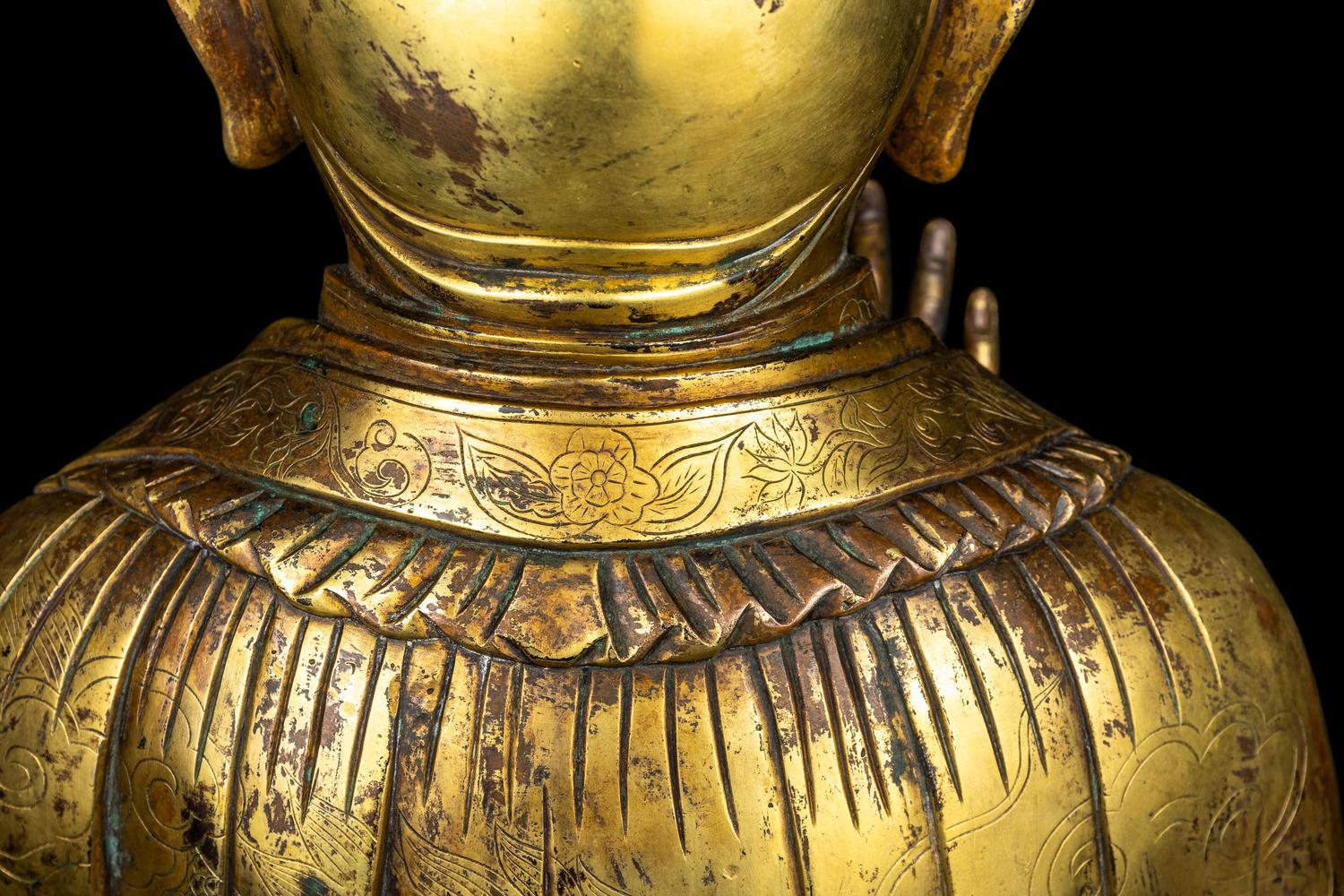 A Large Sino-Tibetan Gilt Bronze Figure of a Lama 巨型銅鎏金上師坐像
