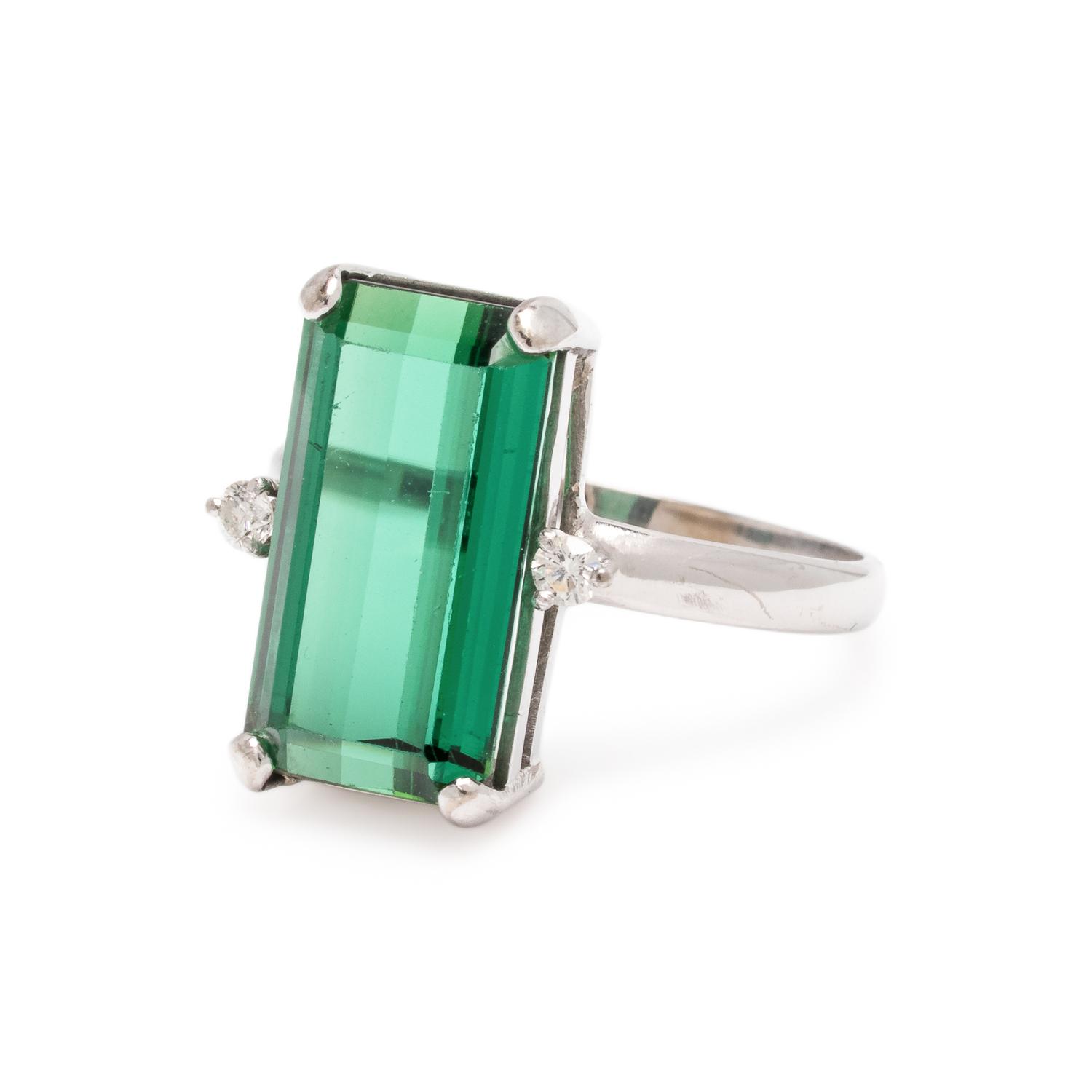 GREEN TOURMALINE AND DIAMOND RING