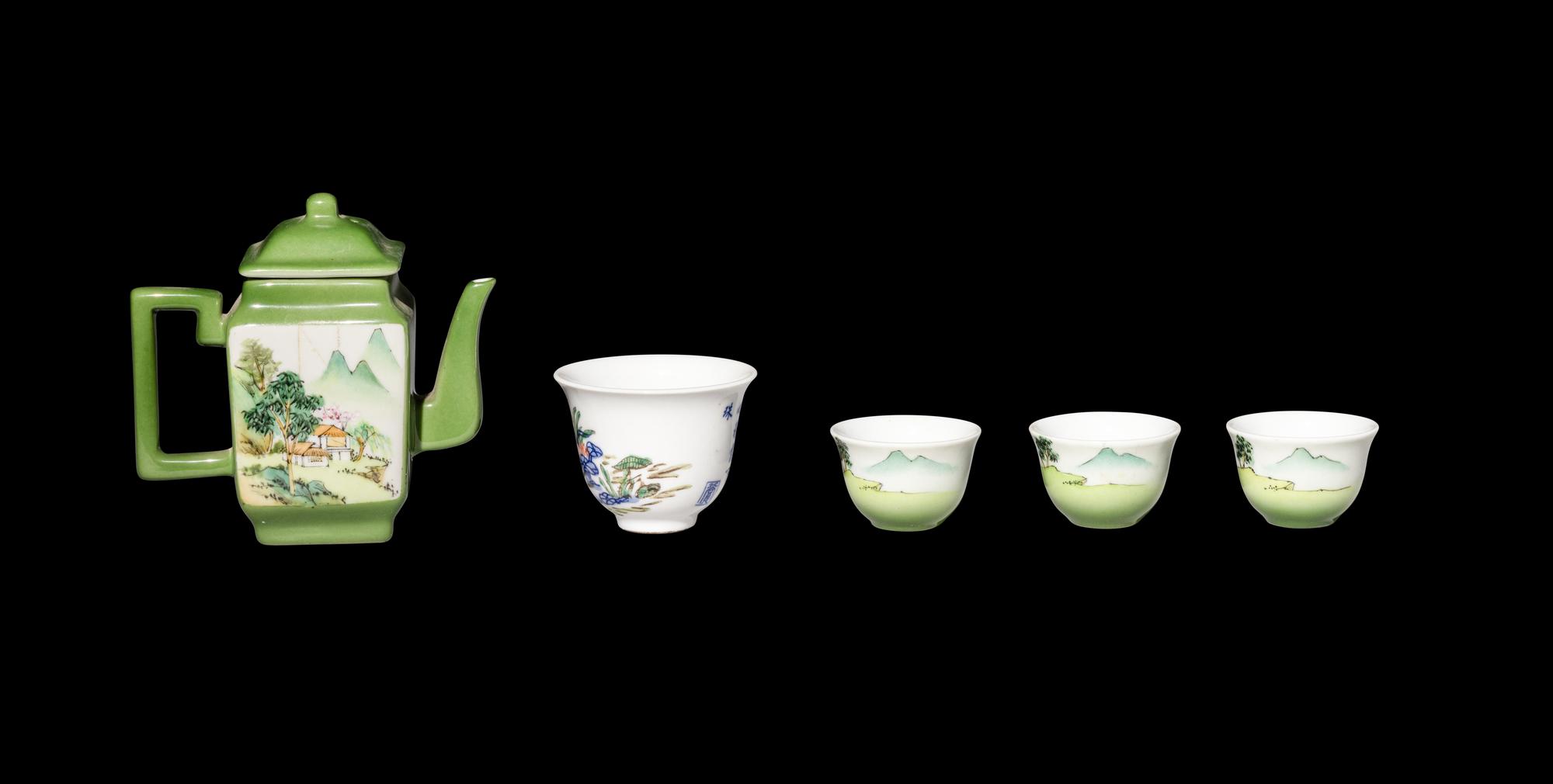 A Five-Piece Chinese Green Ground Famille Rose Porcelain Tea Set