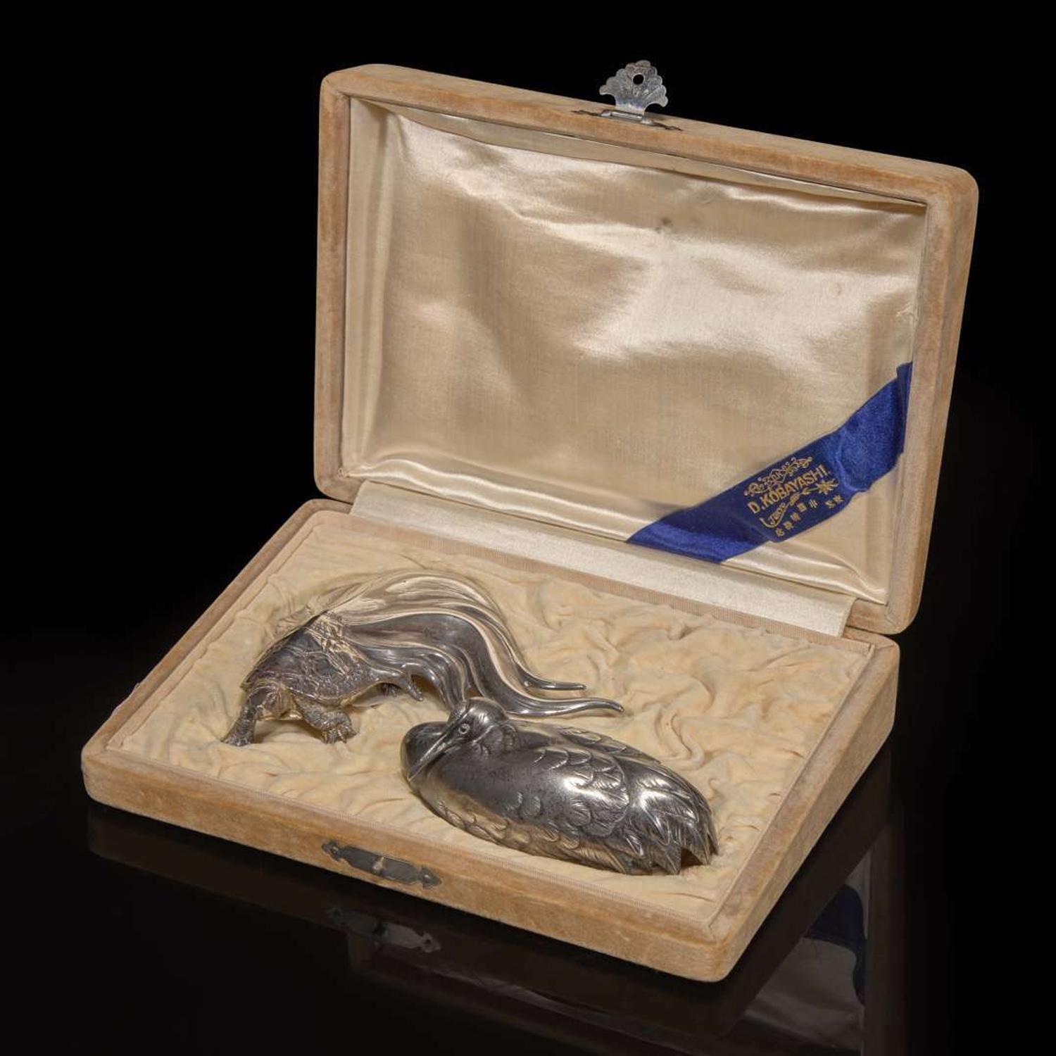Nogami Ryuki (1865-1932), a Japanese silver minogame and a crane okimono 日本 龍起 龜鶴銀器 Late 19th/early 20th century ???????????