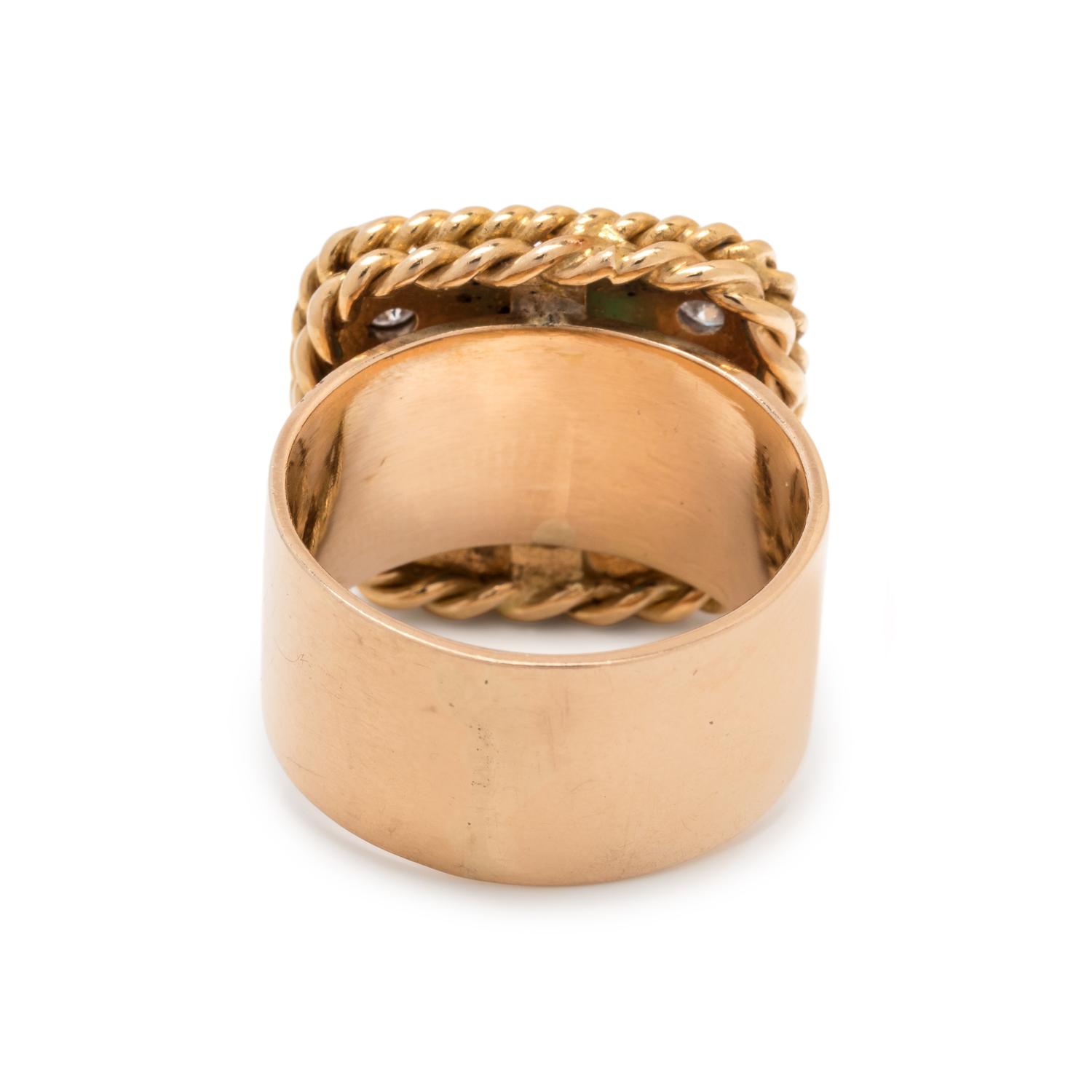 YELLOW GOLD, EMERALD AND DIAMOND RING