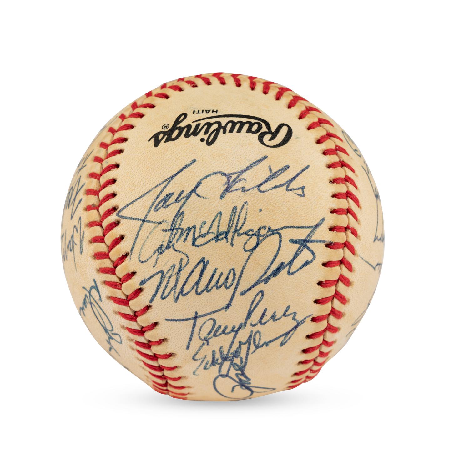 A 1985 Cincinnati Reds Team Signed Autograph Baseball