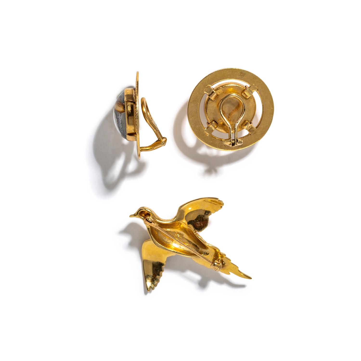COLLECTION OF YELLOW GOLD BIRD JEWELRY