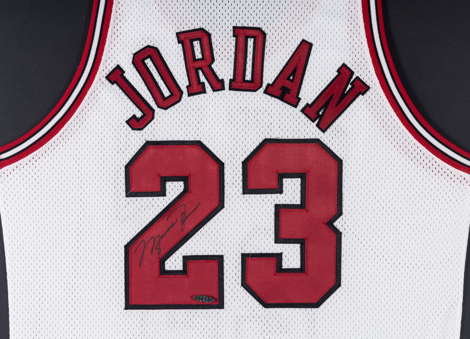 A Michael Jordan Signed Autograph Chicago Bulls Jersey (Upper Deck Authenticated),