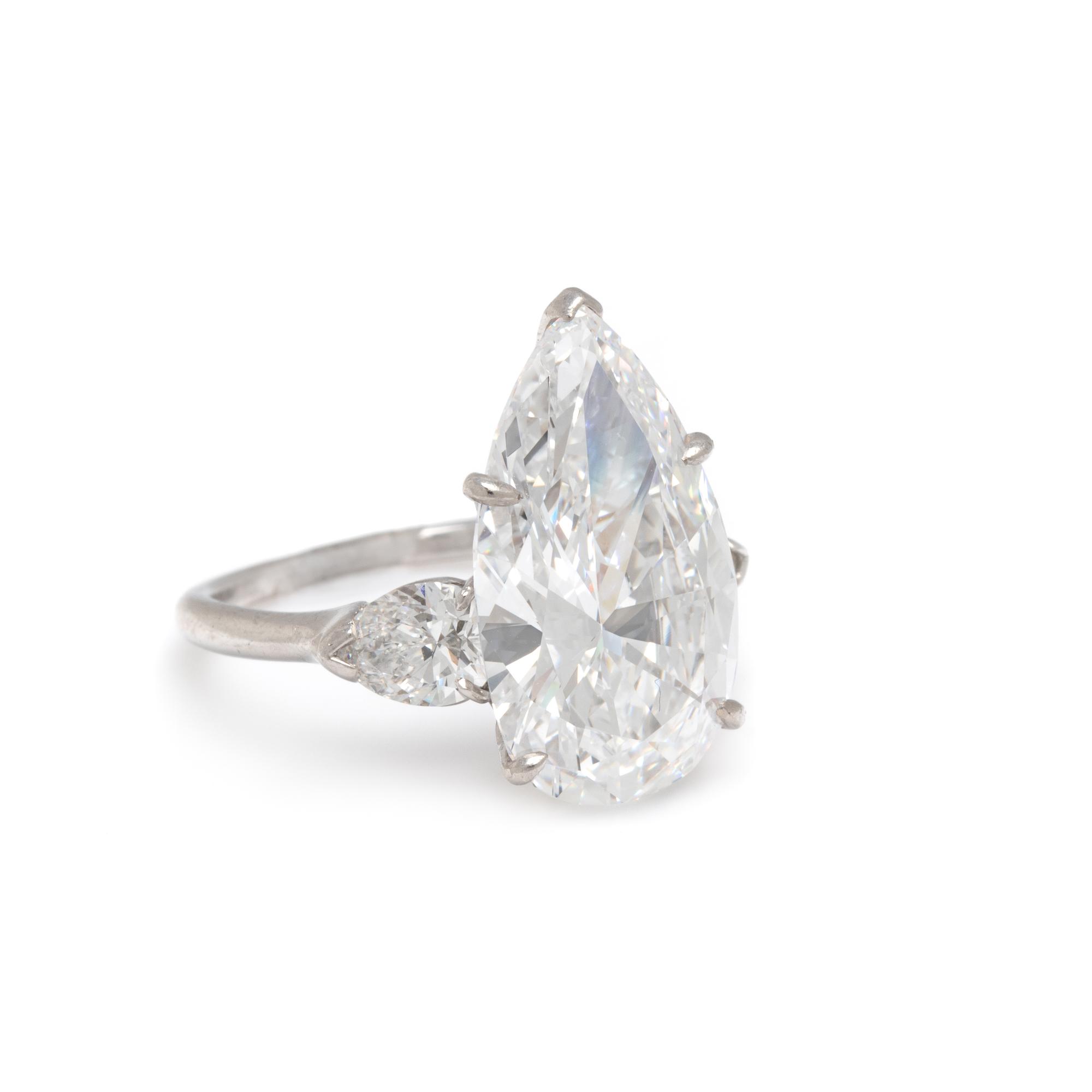 HARRY WINSTON, DIAMOND RING