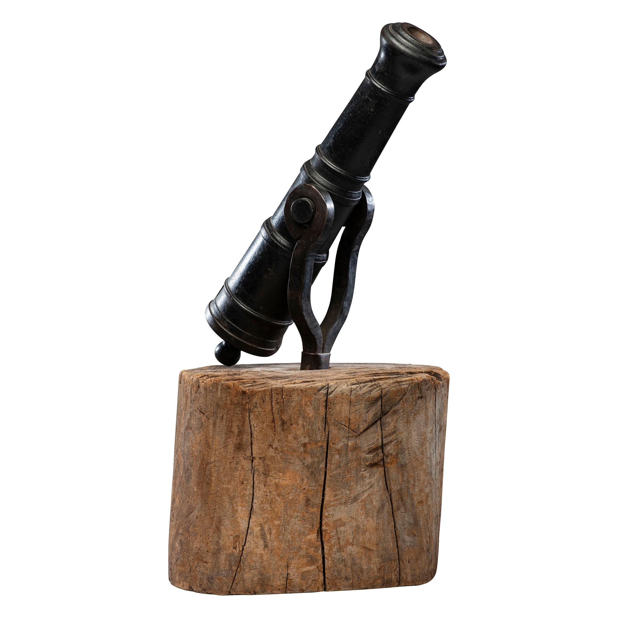 Swivel Gun with Wood Stump Base Attributed to Cook's Arsenal Works