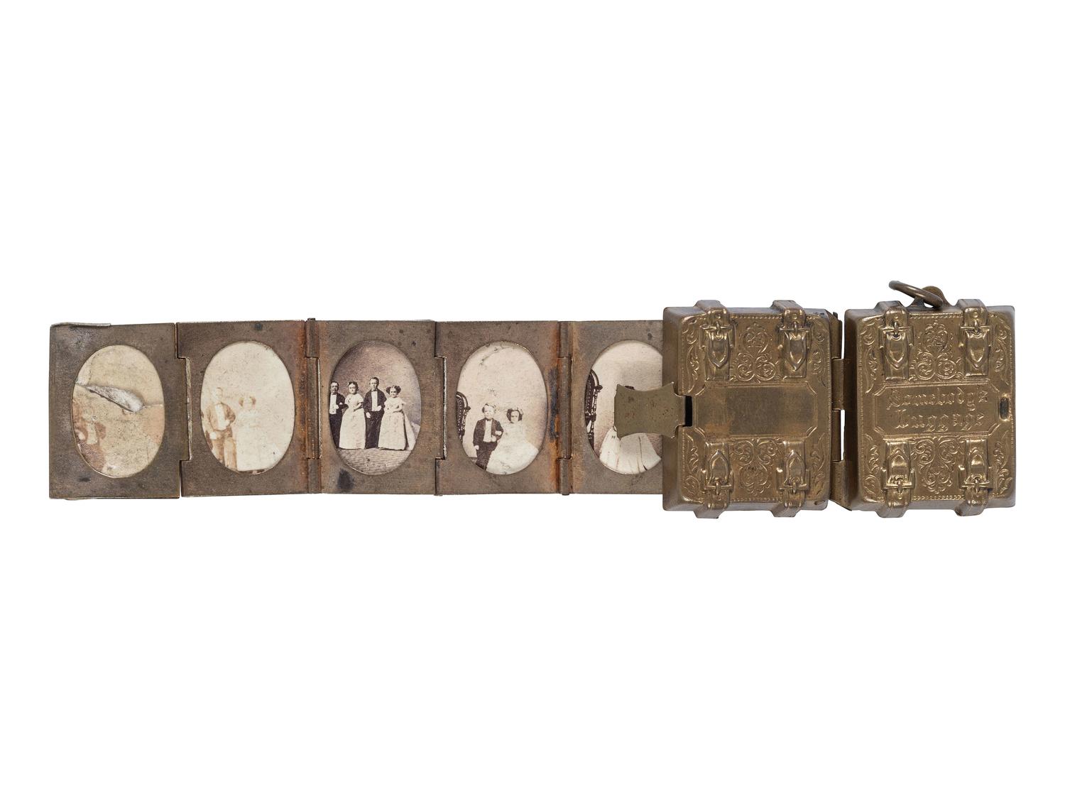 [EARLY PHOT.] Miniature wedding locket containing 12 photos of Tom Thumb & Lavinia Warren. Ca 1863.