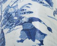 A Chinese Blue and White Porcelain Rouleau Vase