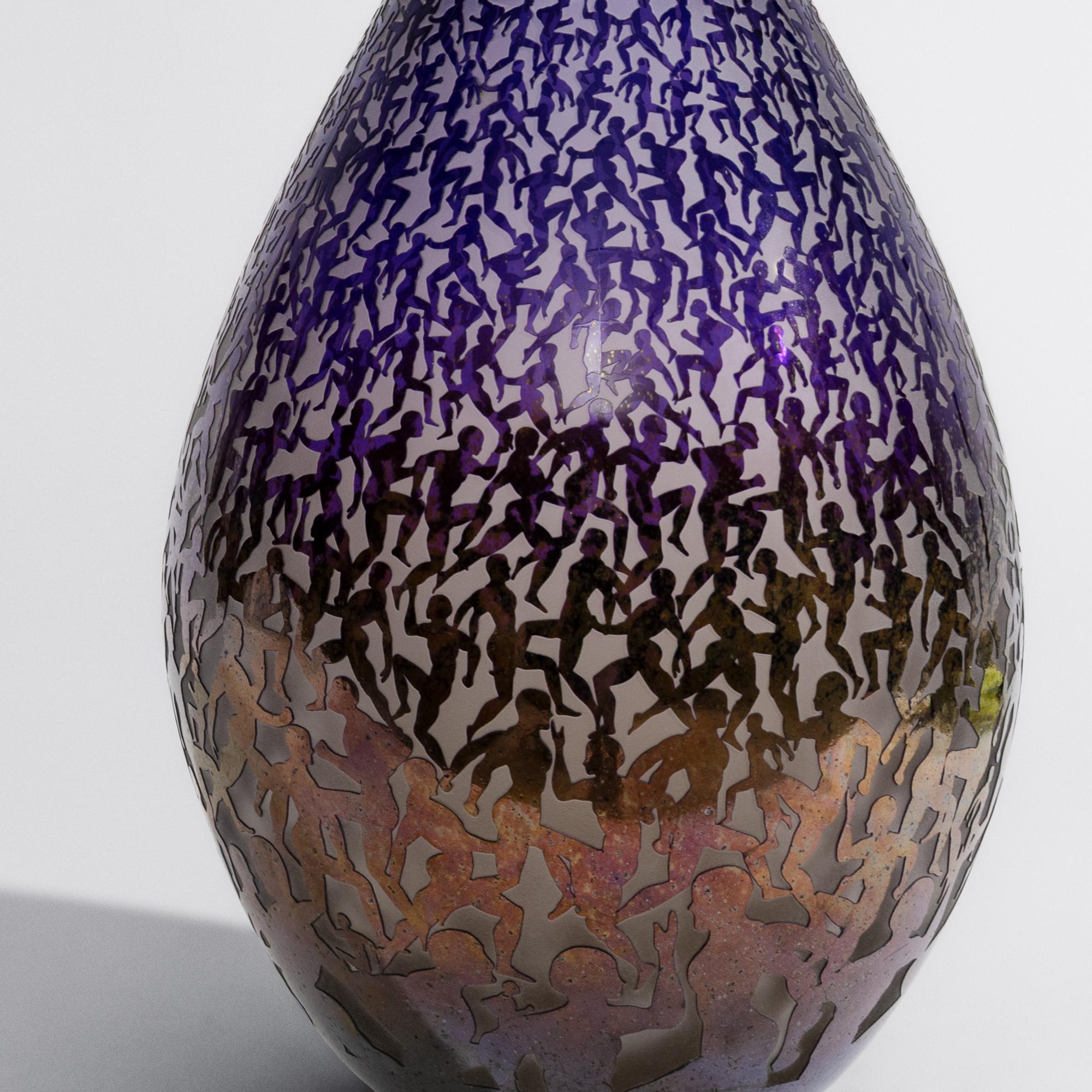 Men a Morphis vase
