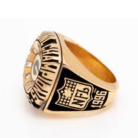 A Jostens Green Bay Packers Super Bowl XXXI Commemorative Ring,