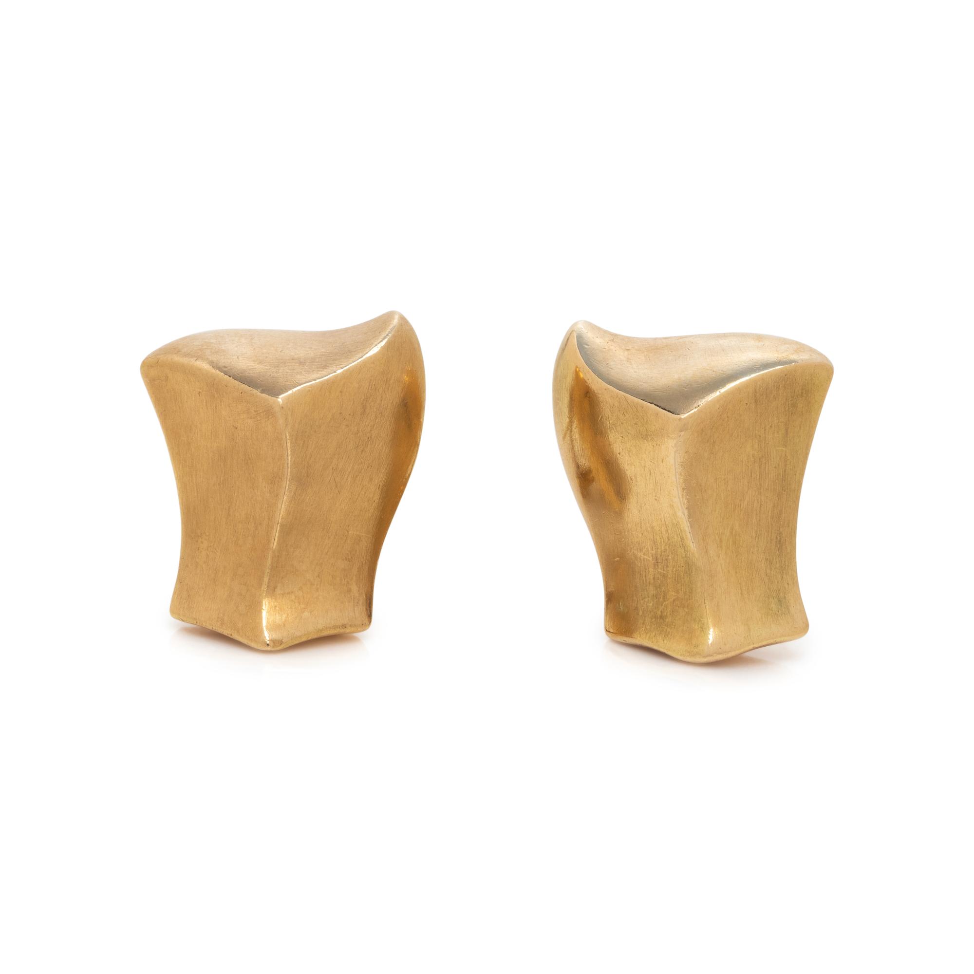 ANGELA CUMMINGS, YELLOW GOLD EARCLIPS
