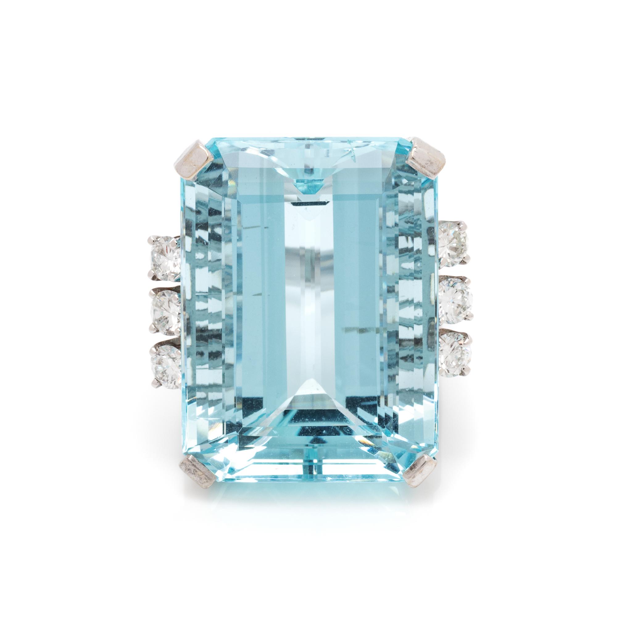 A 14 Karat White Gold, Aquamarine and Diamond Ring, 10.00 dwts.