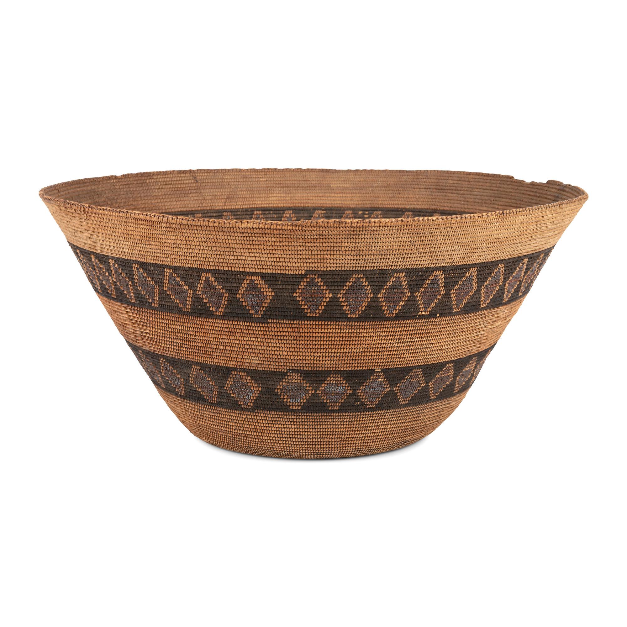 Large Yokut Basket