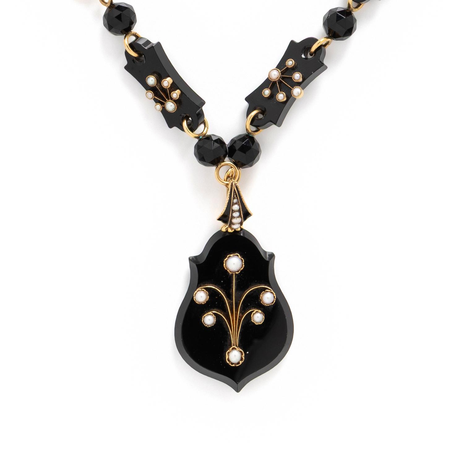 VICTORIAN, BLACK ONYX, SEED PEARL, AND YELLOW GOLD NECKLACE