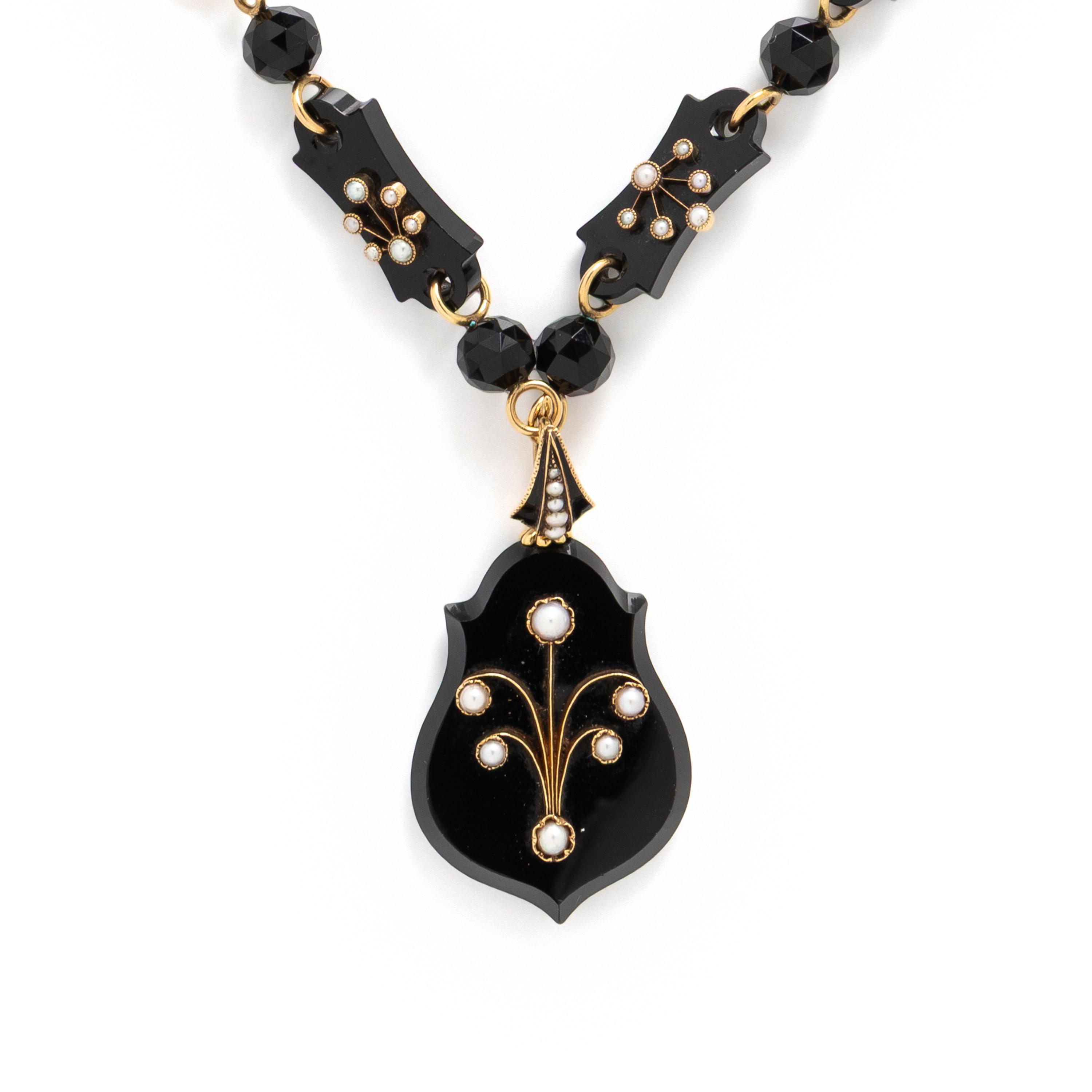 VICTORIAN, BLACK ONYX, SEED PEARL, AND YELLOW GOLD NECKLACE