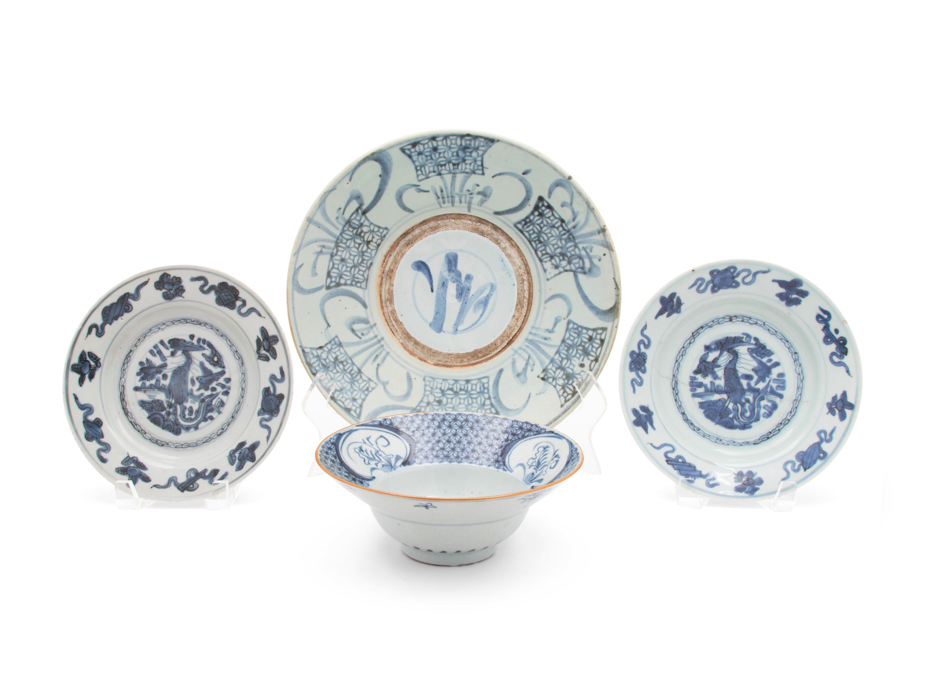 Four Chinese Blue and White Porcelain Articles — 19TH/20TH CENTURY