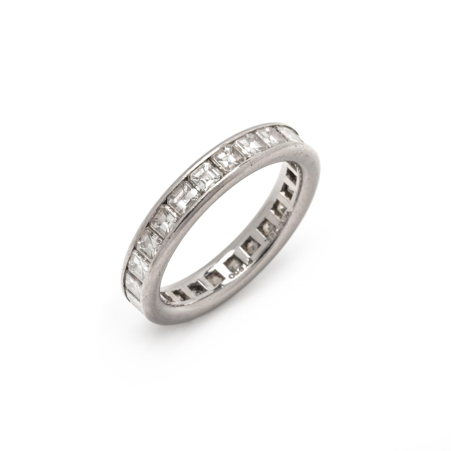 DIAMOND ETERNITY BAND