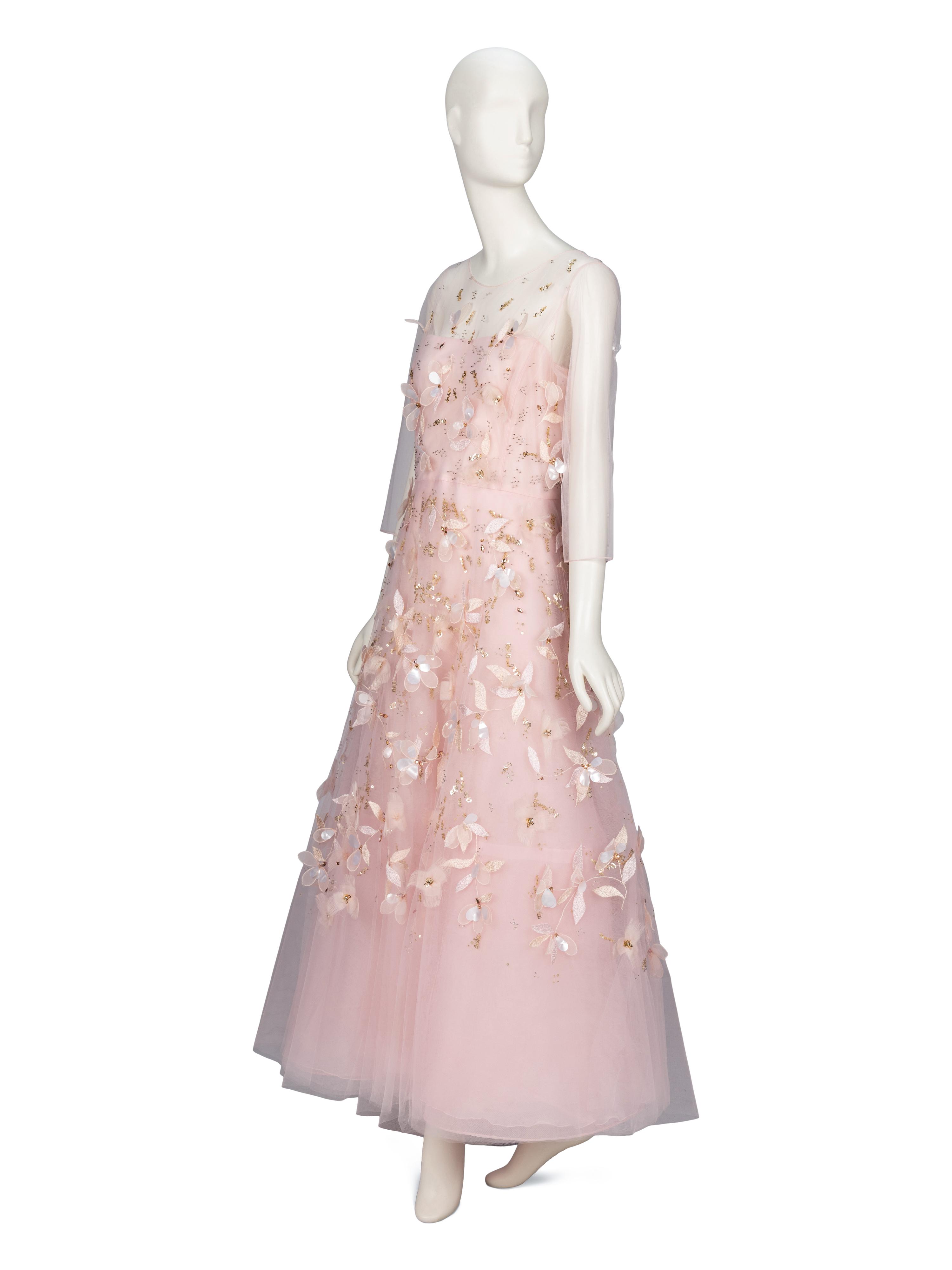 Oscar de la Renta, Pink Tulle Embellished Gown