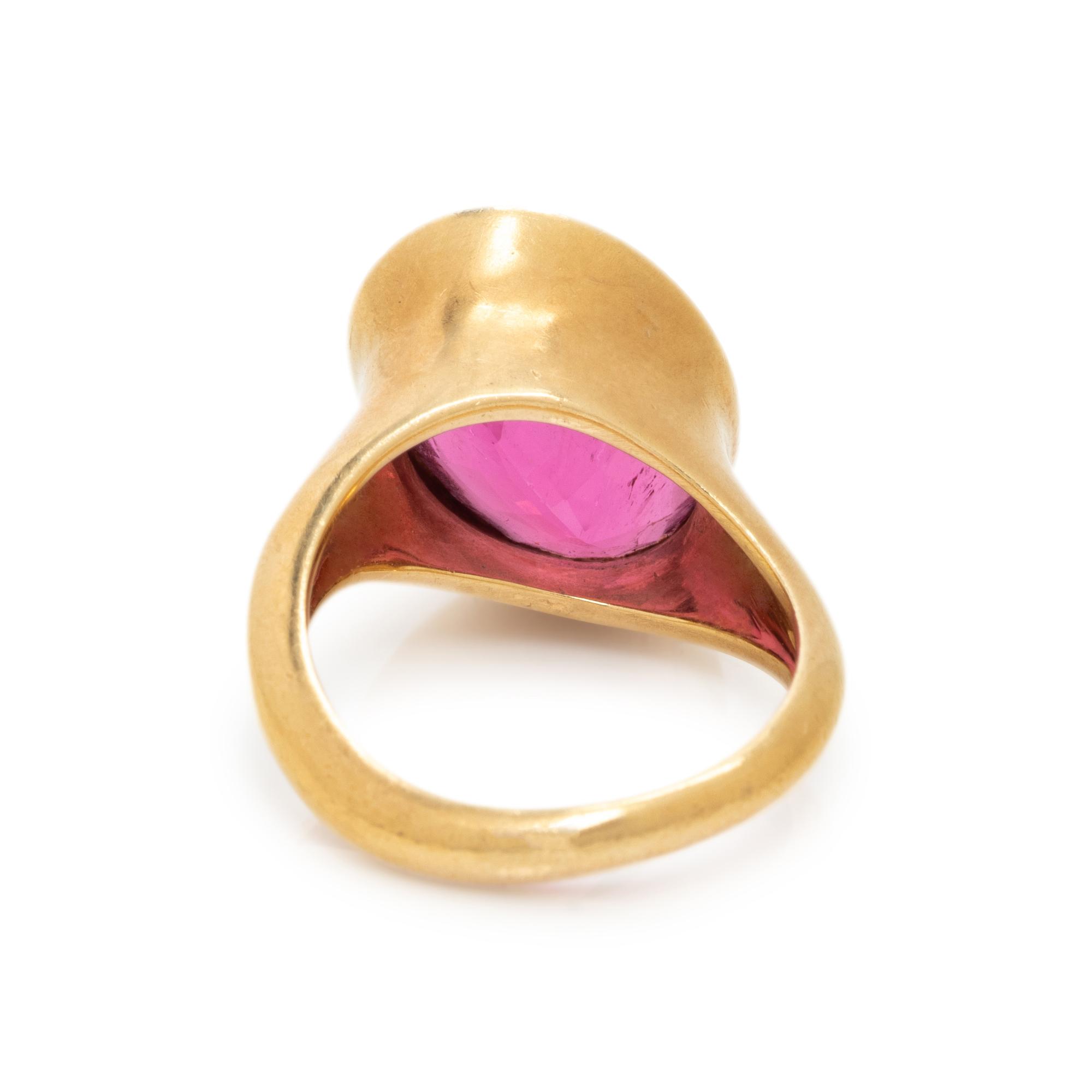 ANGELA CUMMINGS, YELLOW GOLD AND RUBELLITE TOURMALINE RING