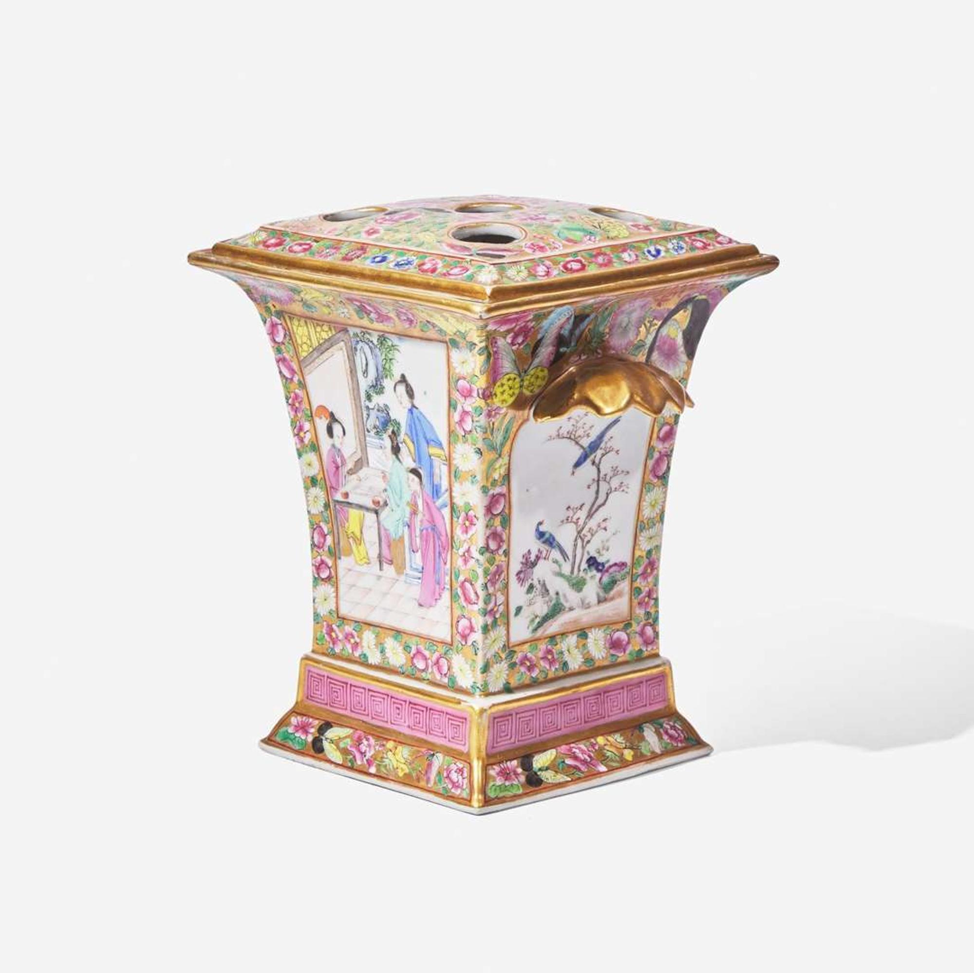 A finely decorated Chinese export porcelain part tea service and a bough pot with insert 外銷瓷茶具一套 Circa ? 1790-1850