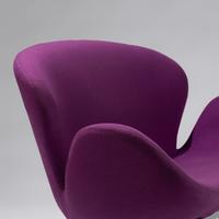 Swan settee, model 3321 for Fritz Hansen
