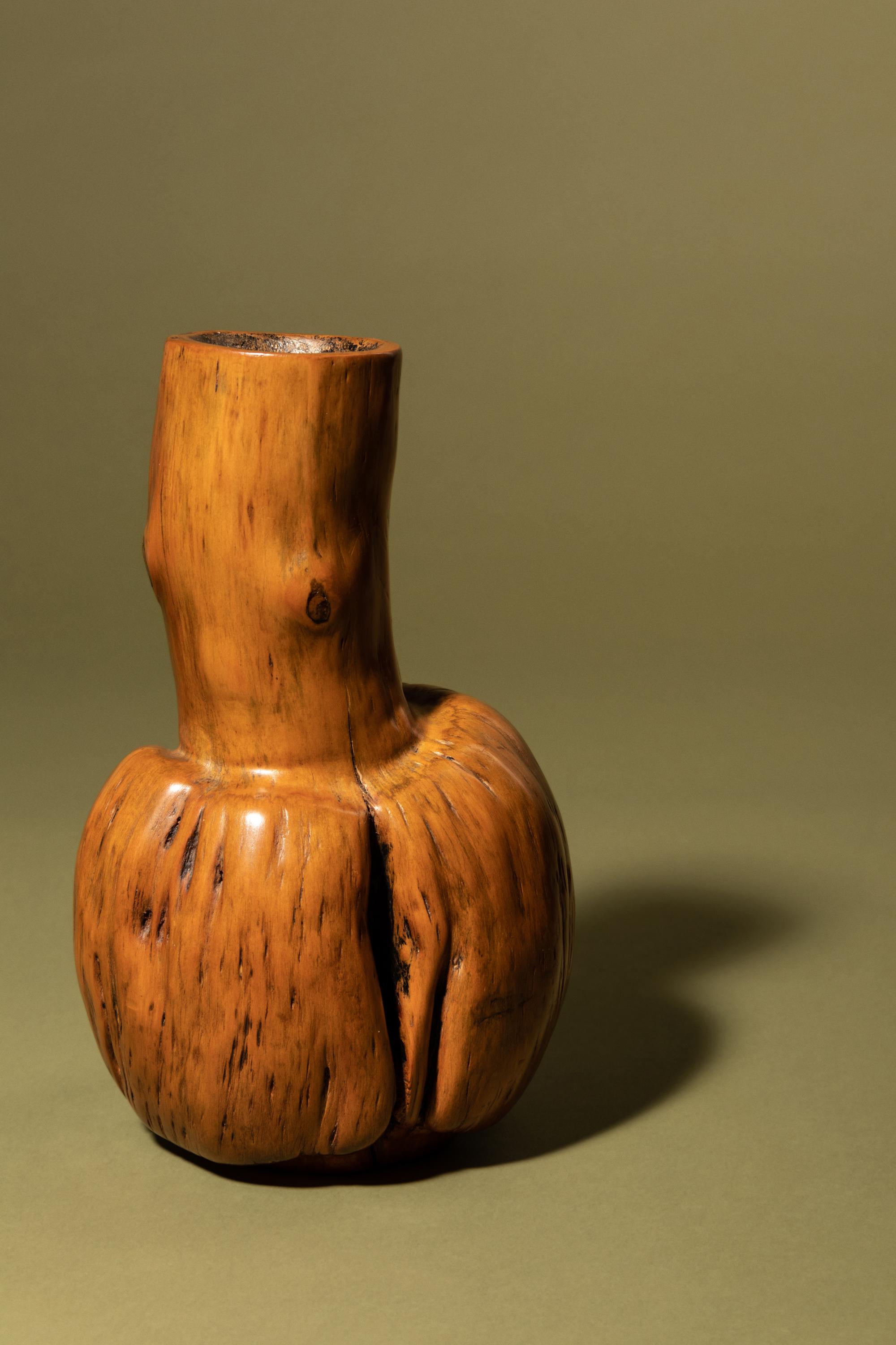A Carved Wood Root Tianqiuping- Form Vase