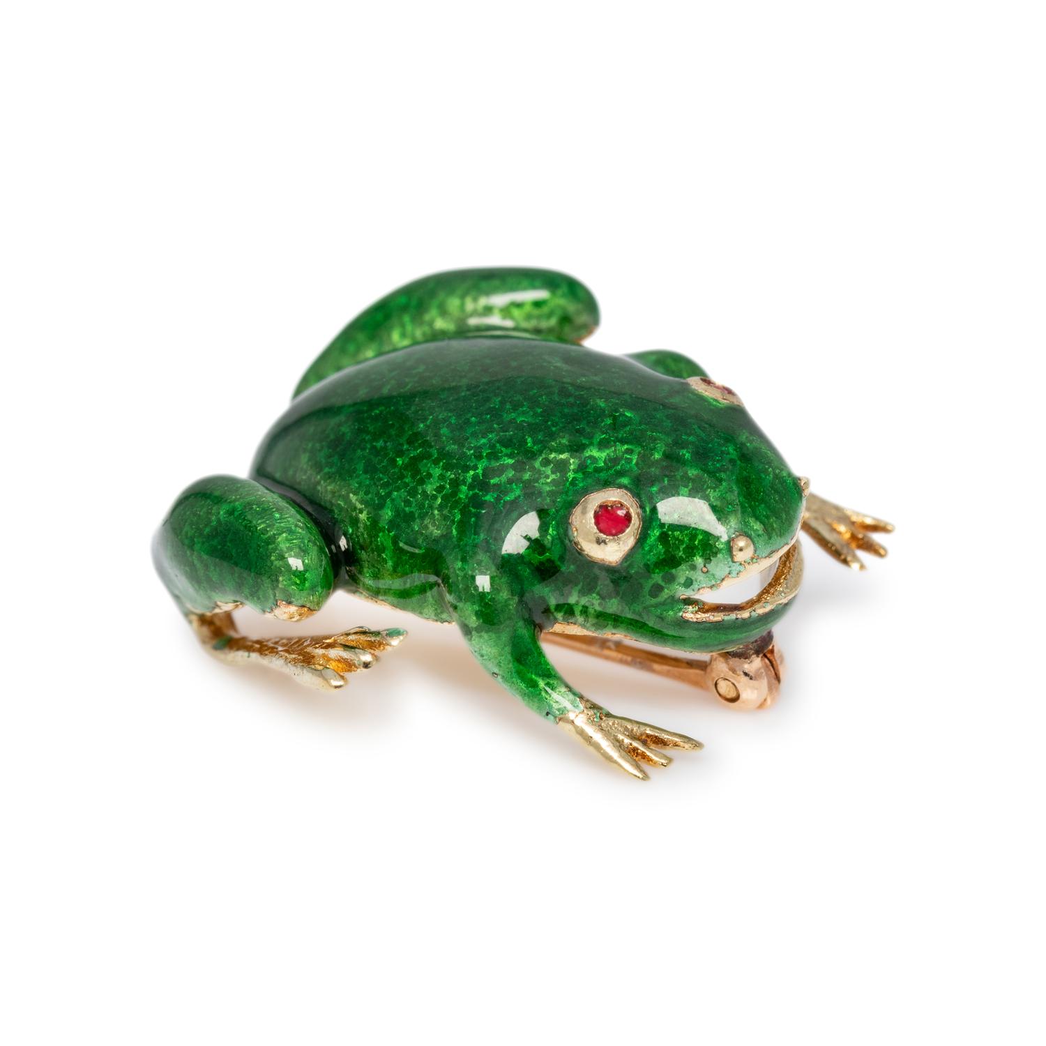 COLLECTION OF YELLOW GOLD ANIMAL BROOCHES