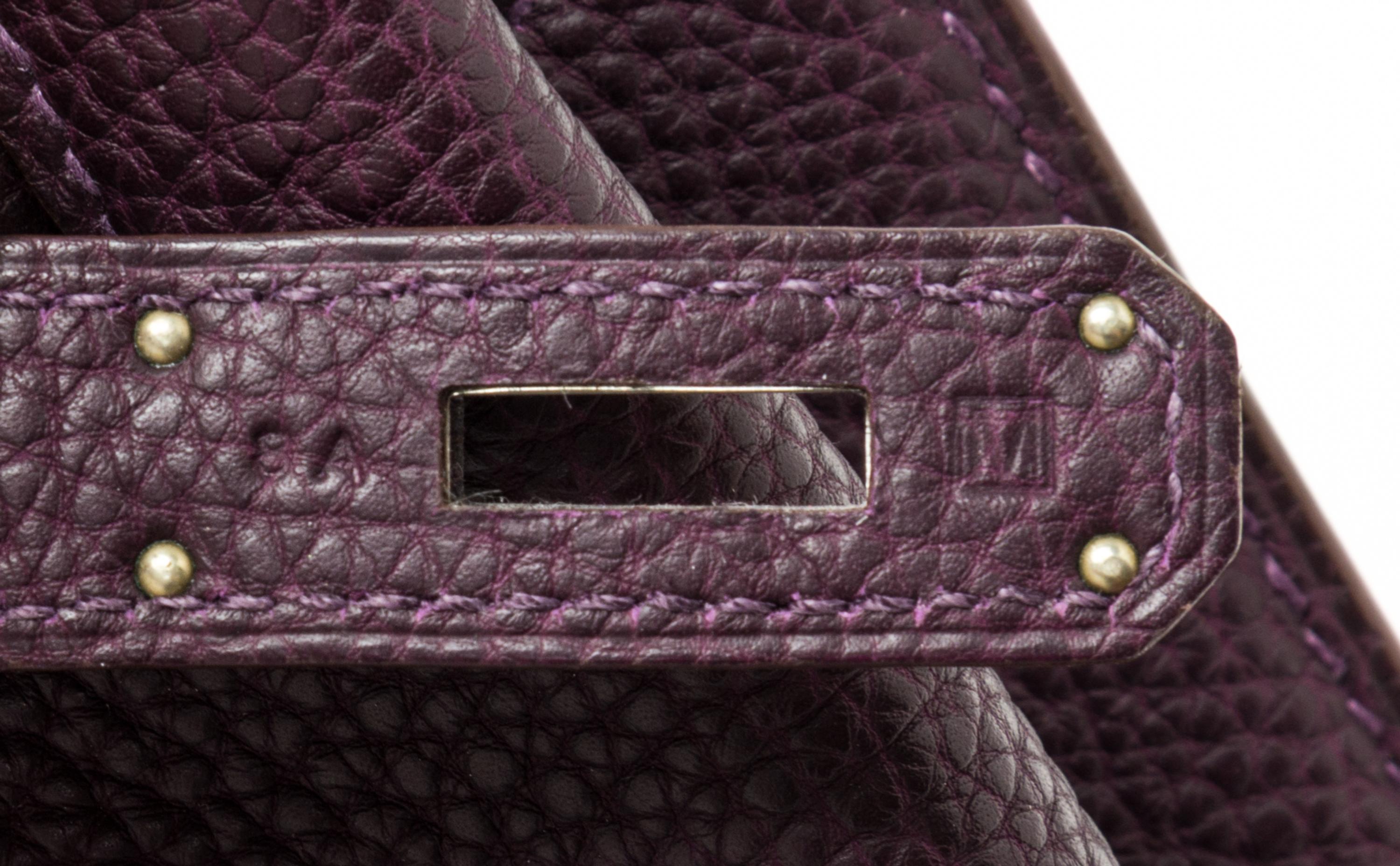 An Hermes Raisin Togo 22cm So-Kelly Handbag, 9" x 11" x 4.5".